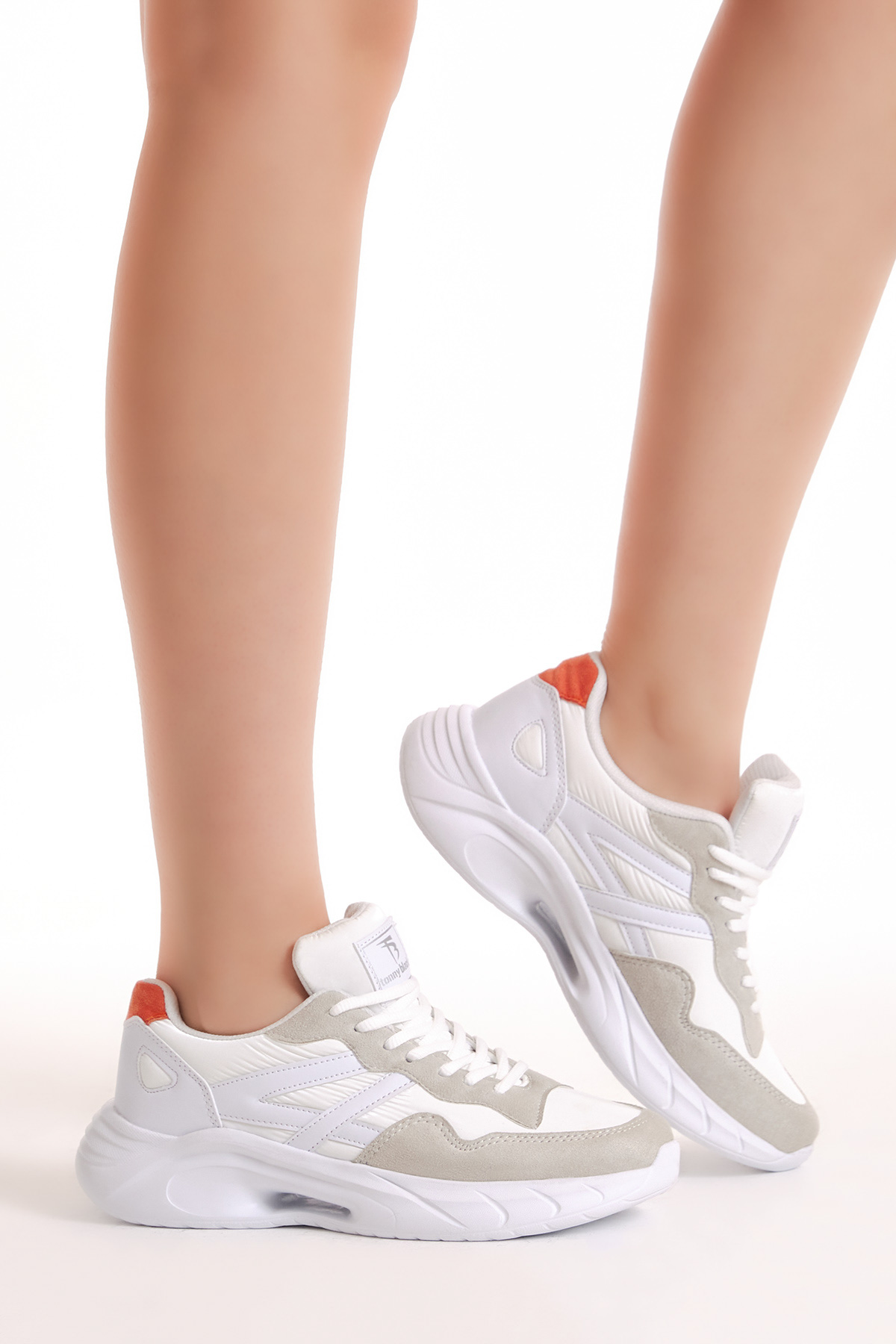 Kadın Beyaz Gri Faylon Taban Şeritli Bağcıklı Spor Ayakkabı - Görsel 4