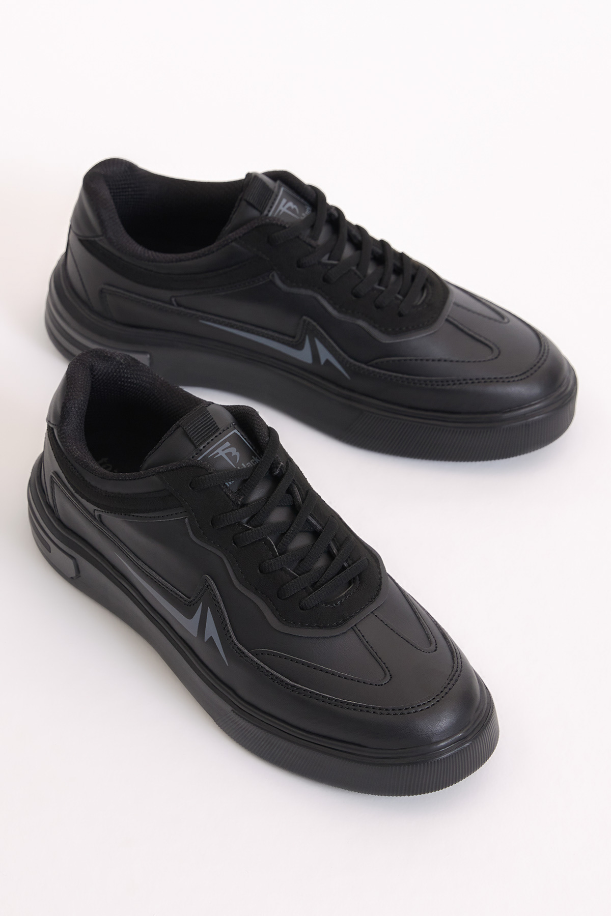 Erkek Siyah Rahat Kalıp Faylon Taban Bağcıklı Spor Ayakkabı - Görsel 4