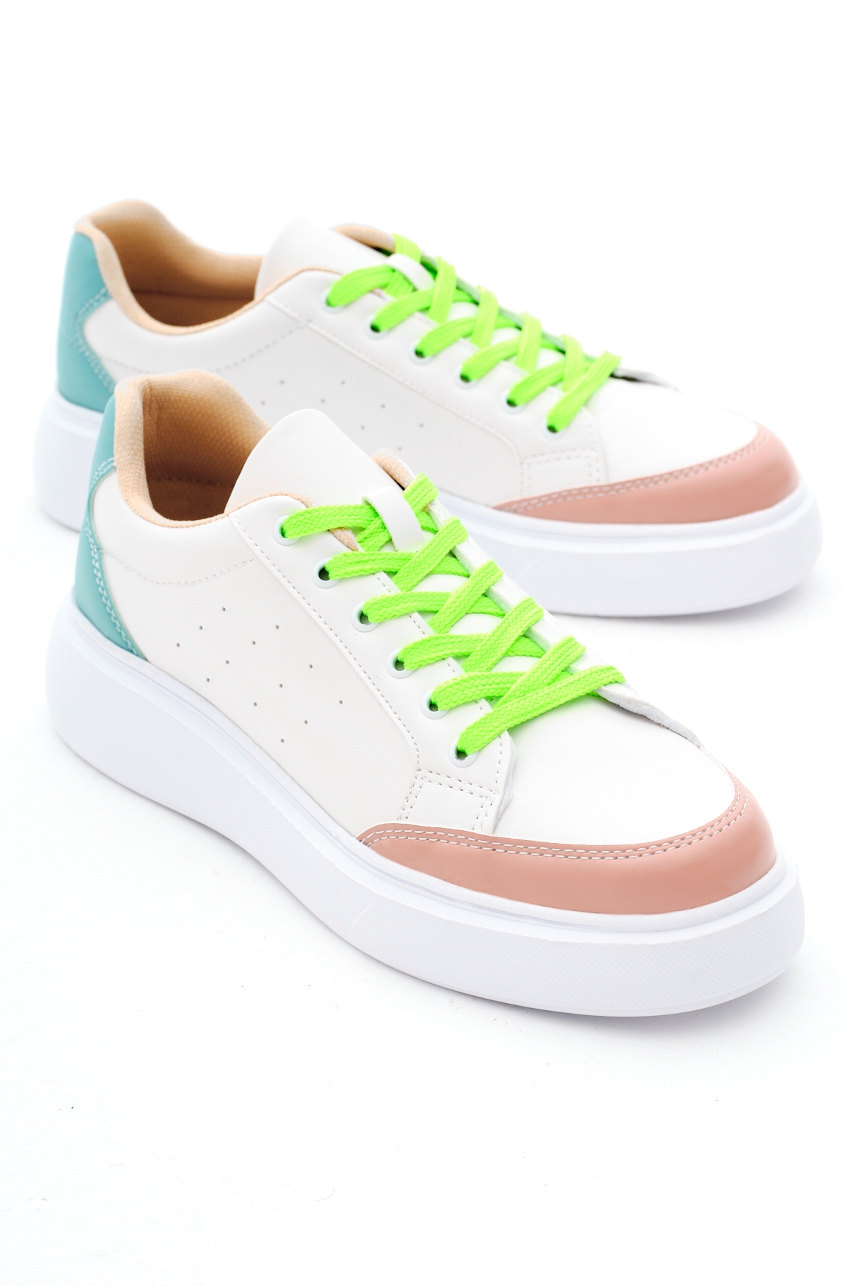 Kadın Beyaz Yeşil Rahat Kalıp Yüksek Poli Taban Bağcıklı Spor Ayakkabı - Görsel 2