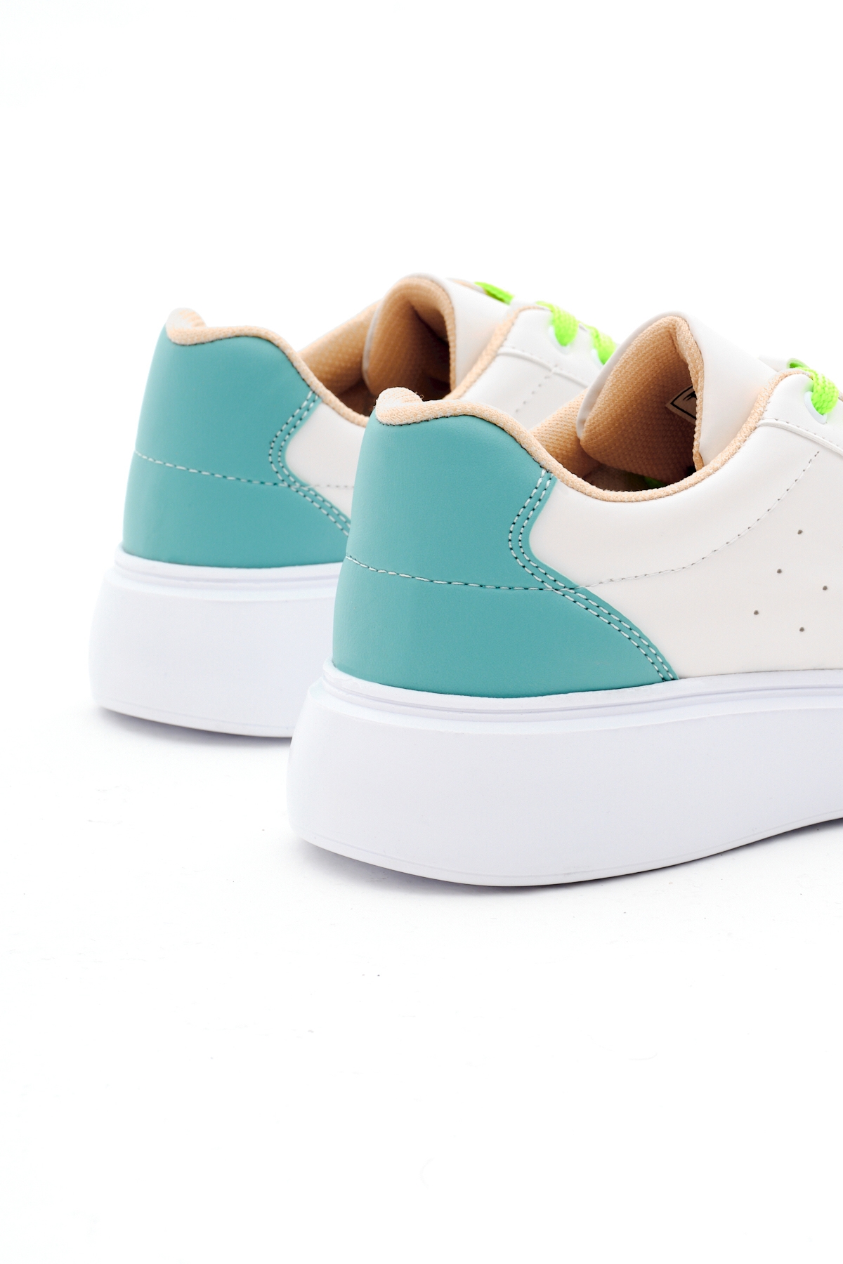 Kadın Beyaz Yeşil Rahat Kalıp Yüksek Poli Taban Bağcıklı Spor Ayakkabı - Görsel 6