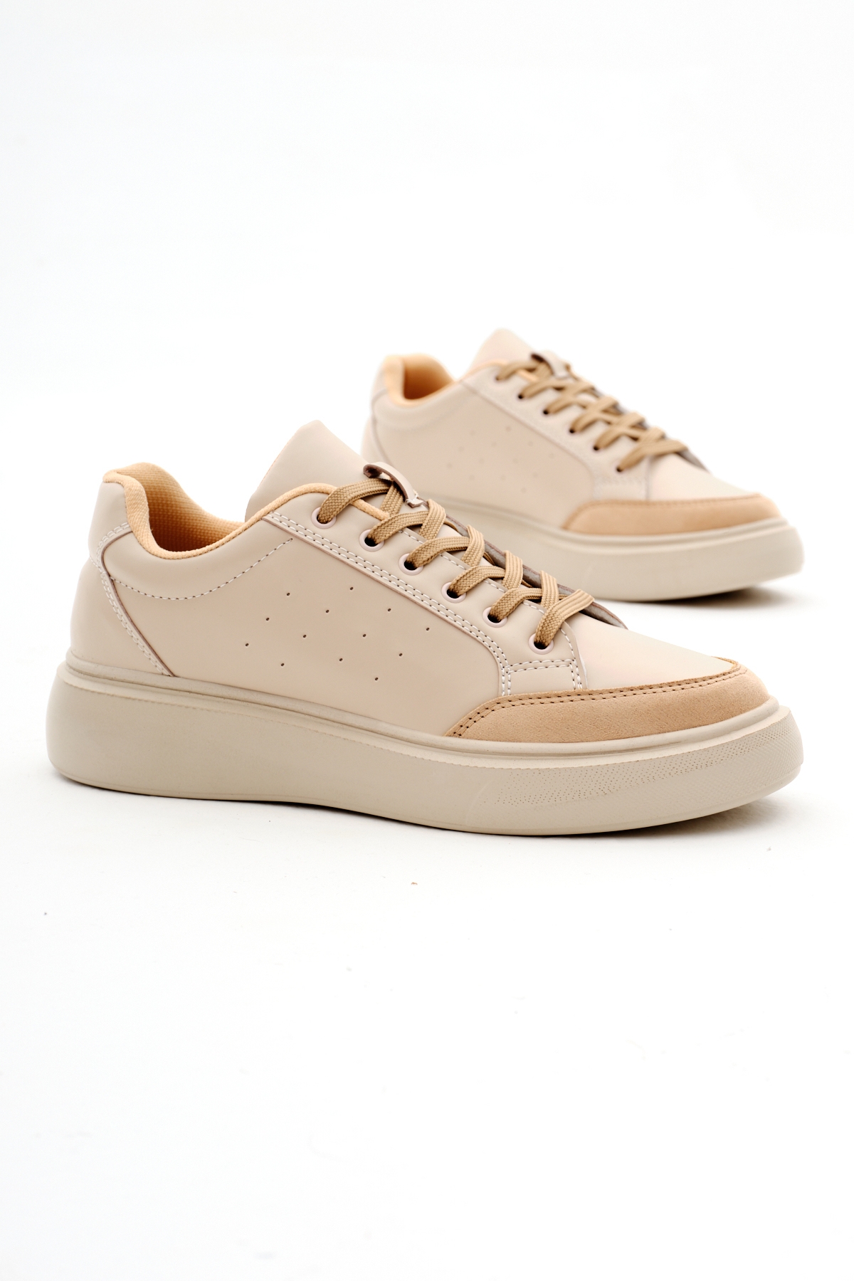 Kadın Bej Rahat Kalıp Yüksek Poli Taban Bağcıklı Spor Ayakkabı - Görsel 4