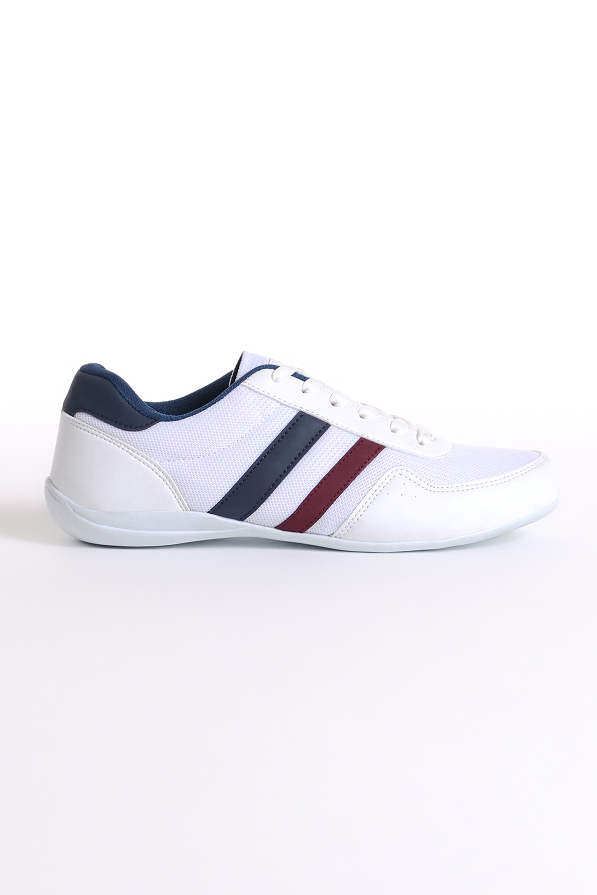 Erkek Beyaz Yanı Şeritli Bağcıklı Spor Ayakkabı - Görsel 3