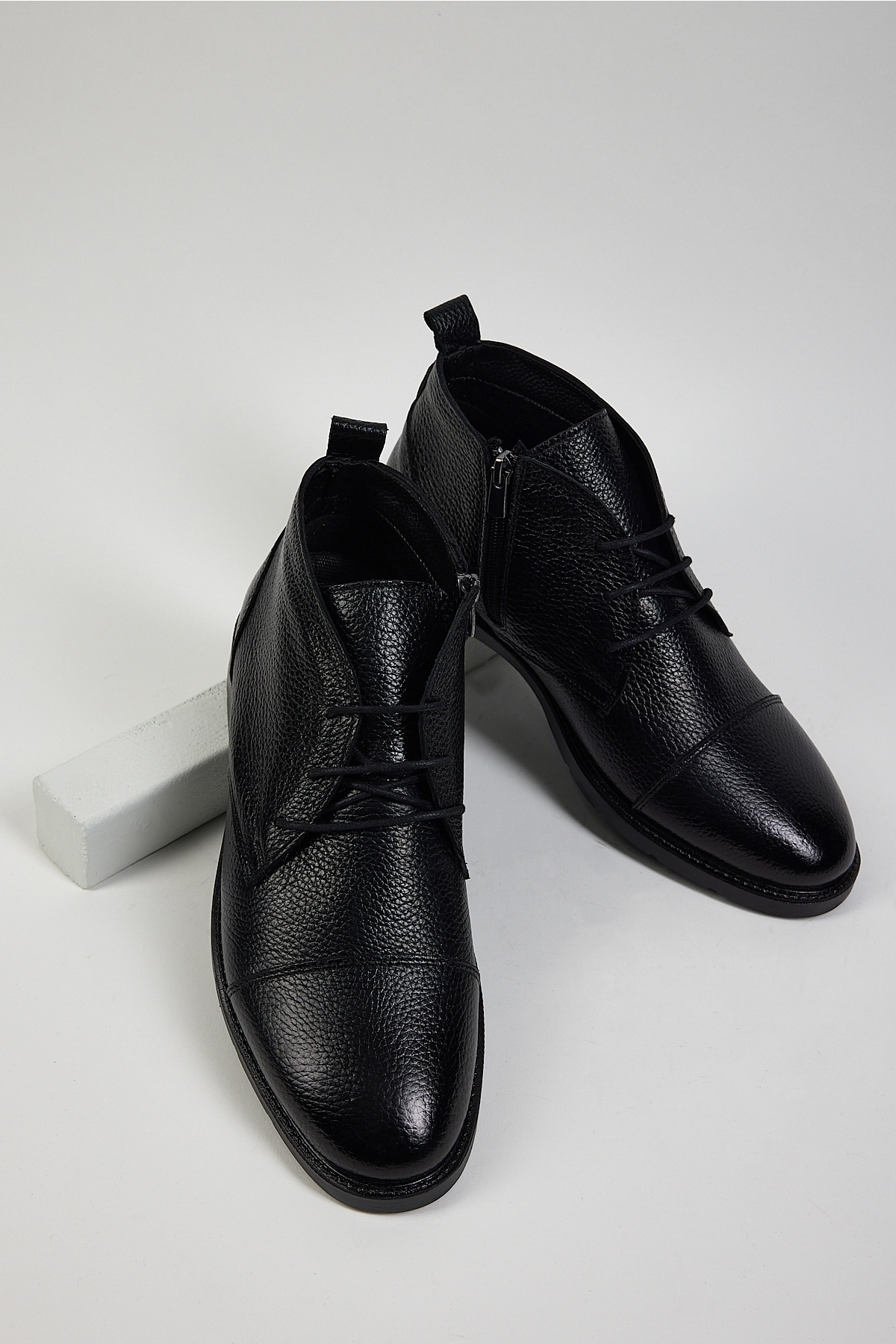 Erkek Siyah Rahat Kalıp Hakiki Deri Bağcıklı ve Fermuarlı Bot - Görsel 4