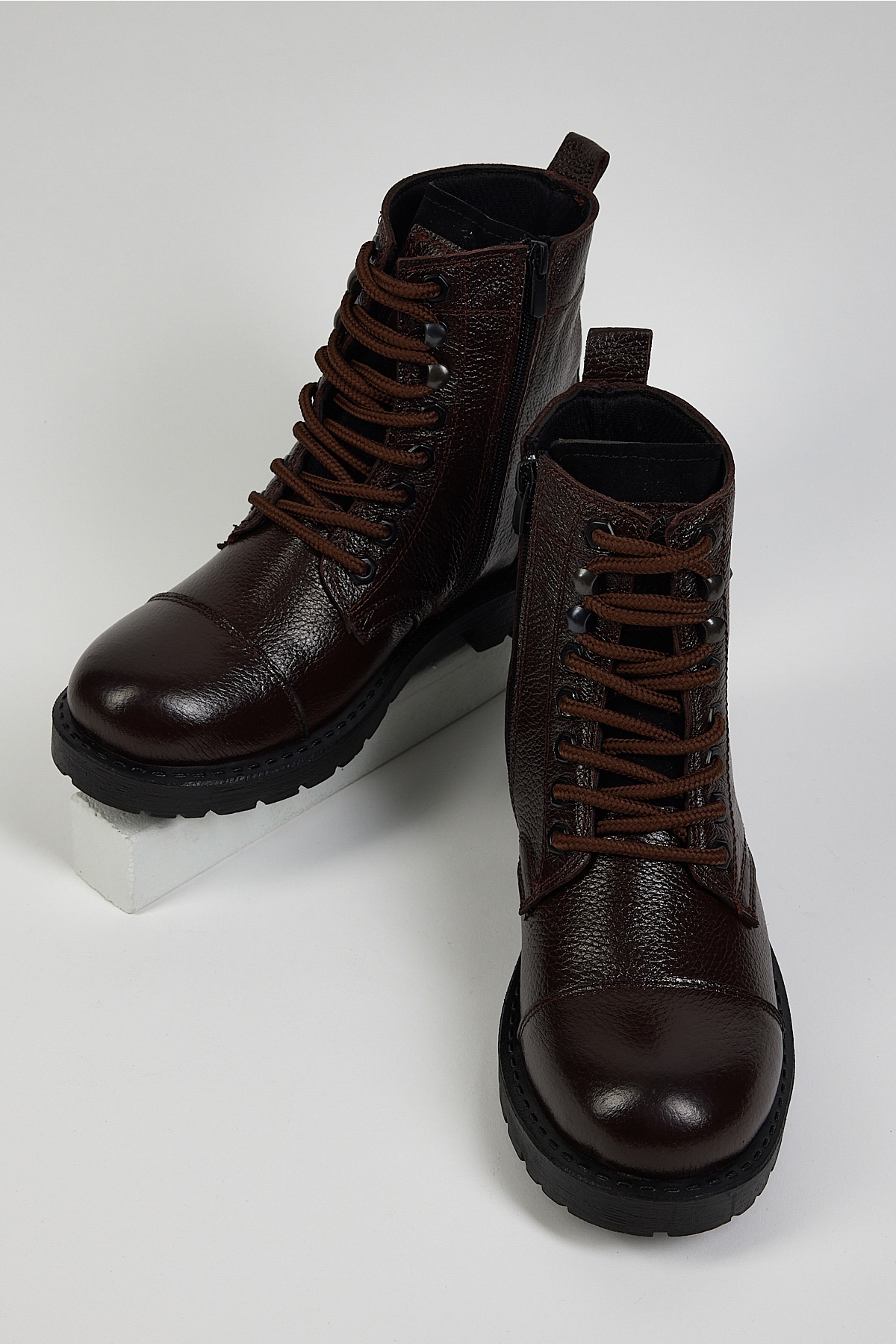 Erkek Kahve Rahat Kalıp Hakiki Deri Bağcıklı ve Fermuarlı Bot - Görsel 5