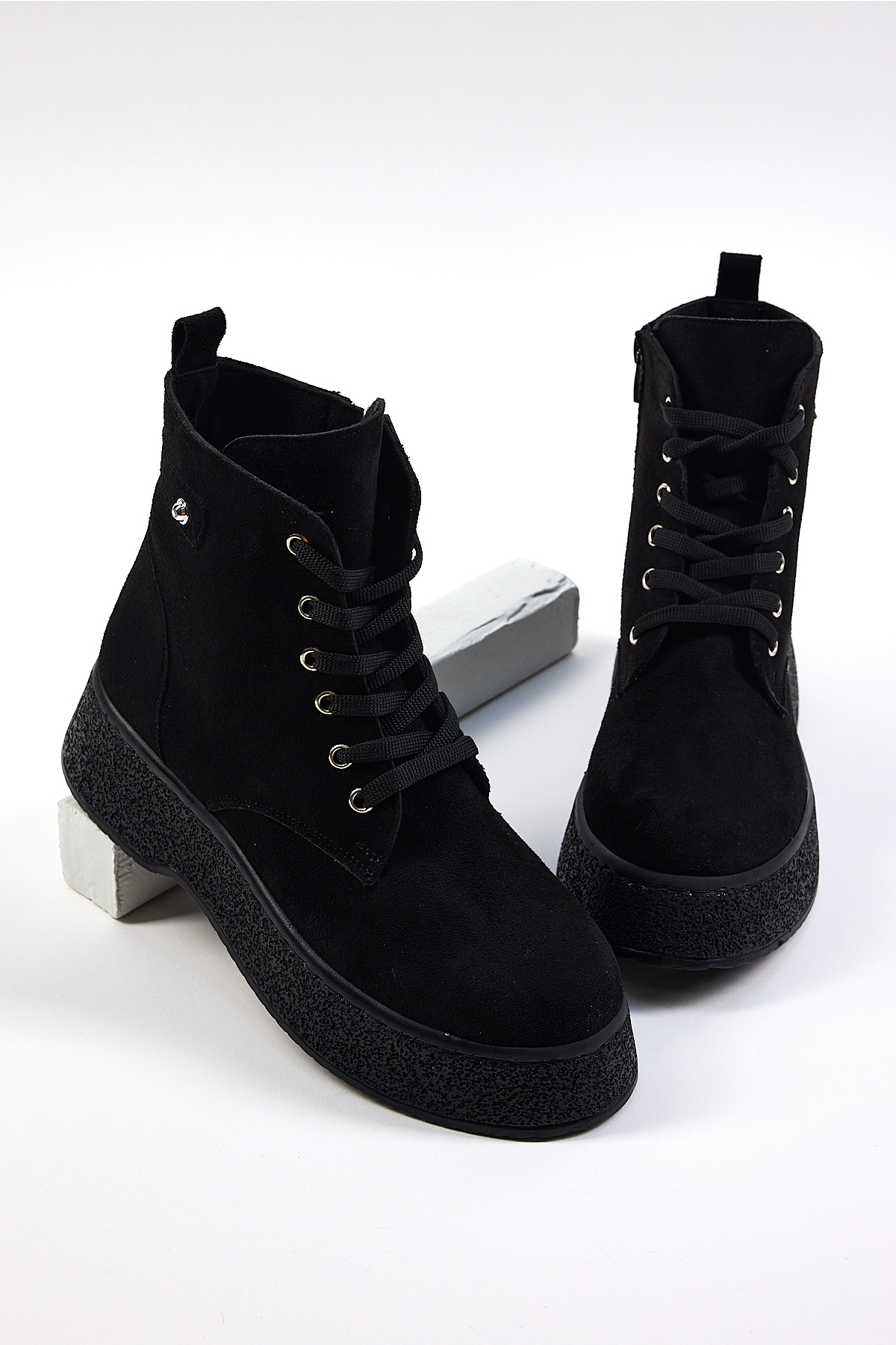 Kadın Siyah Süet Yüksek Poli Taban Bağcıklı Süet Bot - Görsel 5