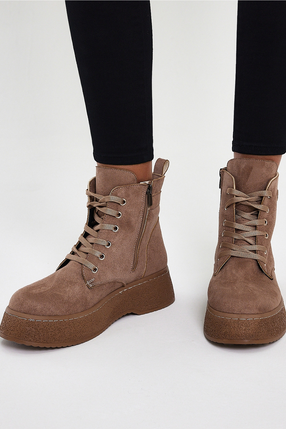 Kadın Vizon Süet Yüksek Poli Taban Bağcıklı Süet Bot - Görsel 4