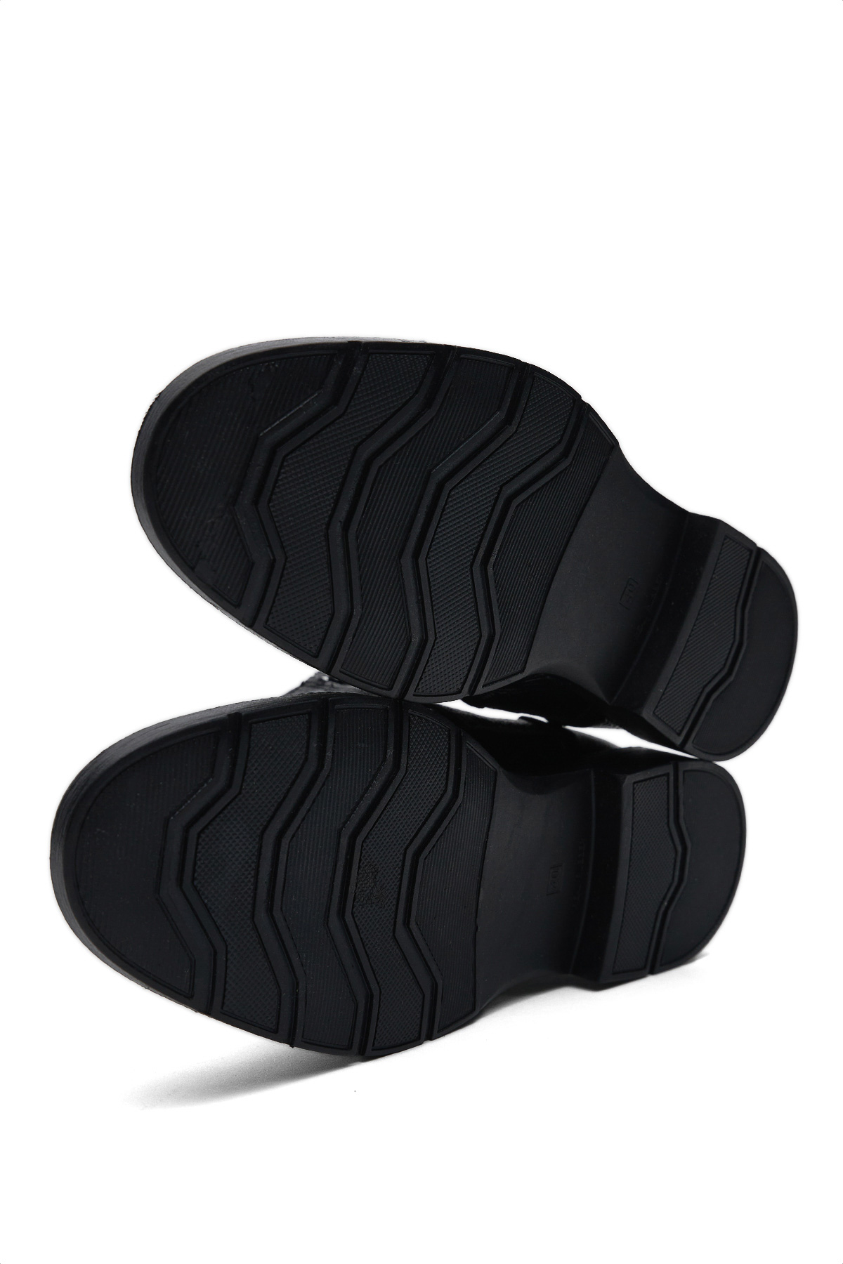 Erkek Siyah Rahat Kalıp Hakiki Deri Bağcıklı ve Fermuarlı Bot - Görsel 5