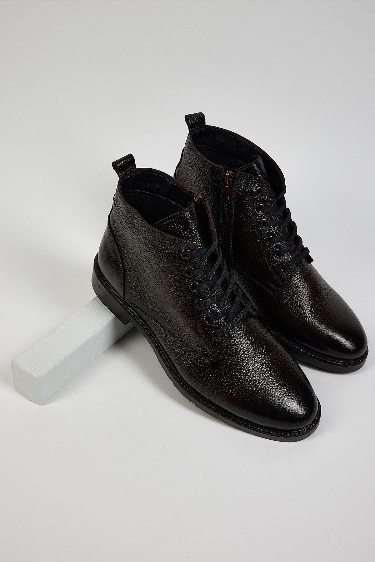 Erkek Kahve Rahat Kalıp Hakiki Deri Bağcıklı ve Fermuarlı Bot - Görsel 5
