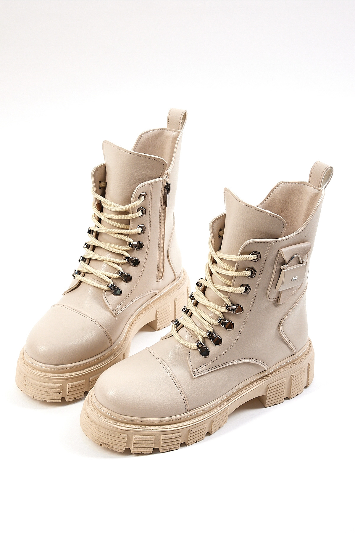 Kadın Bej Cilt Rahat Kalıp Yüksek Taban Tokalı Bağcıklı ve Fermuarlı Bot - Görsel 3