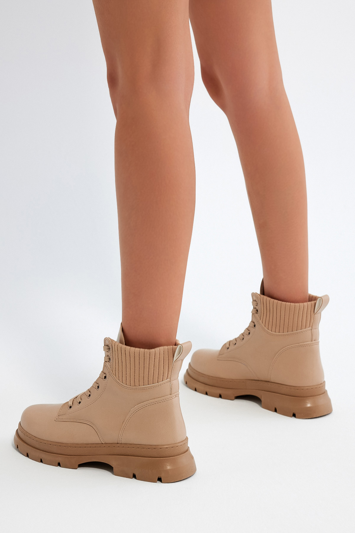 Kadın Nude Cilt Kalın Termo Taban Bileği Lastikli Bağcıklı Bot - Görsel 5