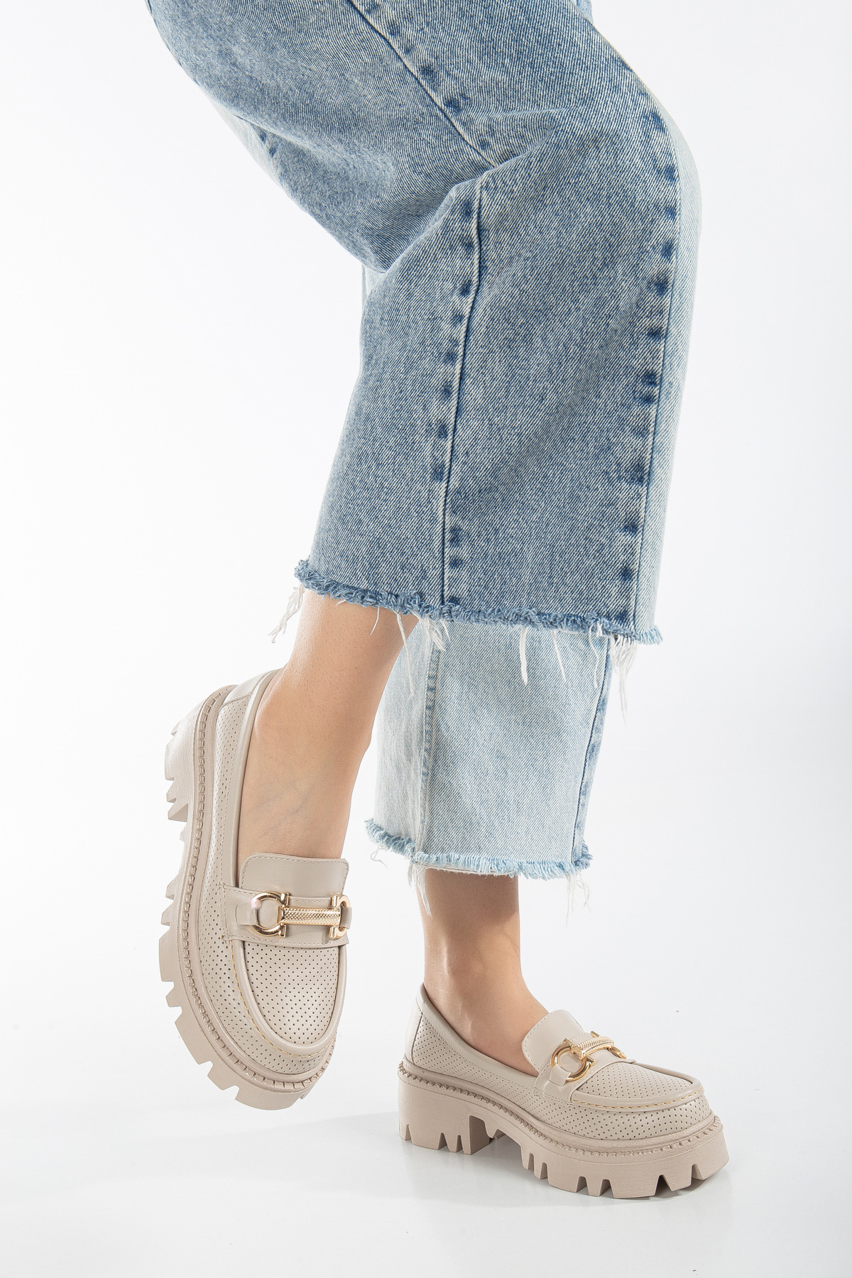 Kadın Ten Cilt Rahat Kalıp Yüksek Poli Taban Önü Tokalı Loafer - Görsel 2