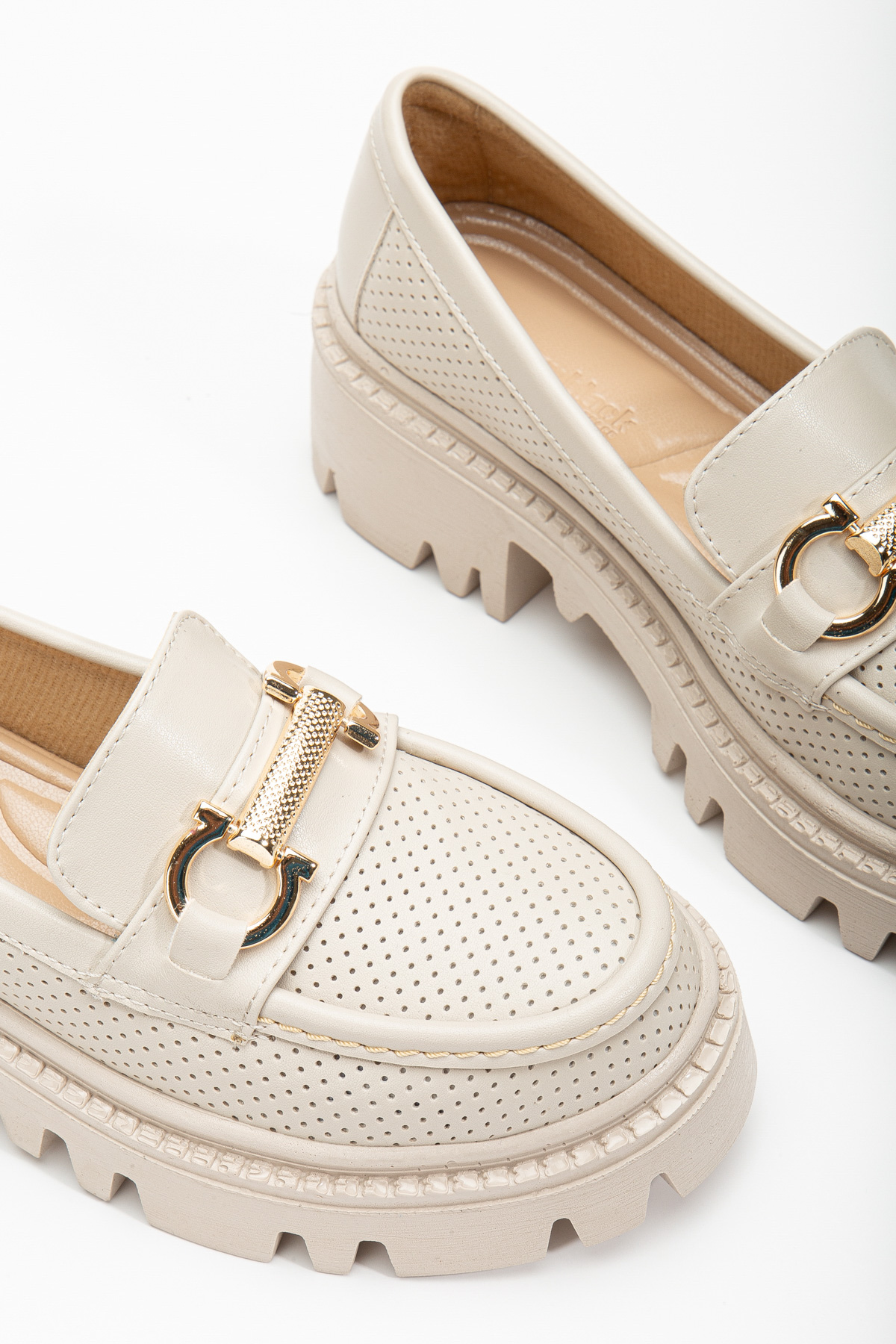 Kadın Ten Cilt Rahat Kalıp Yüksek Poli Taban Önü Tokalı Loafer - Görsel 4