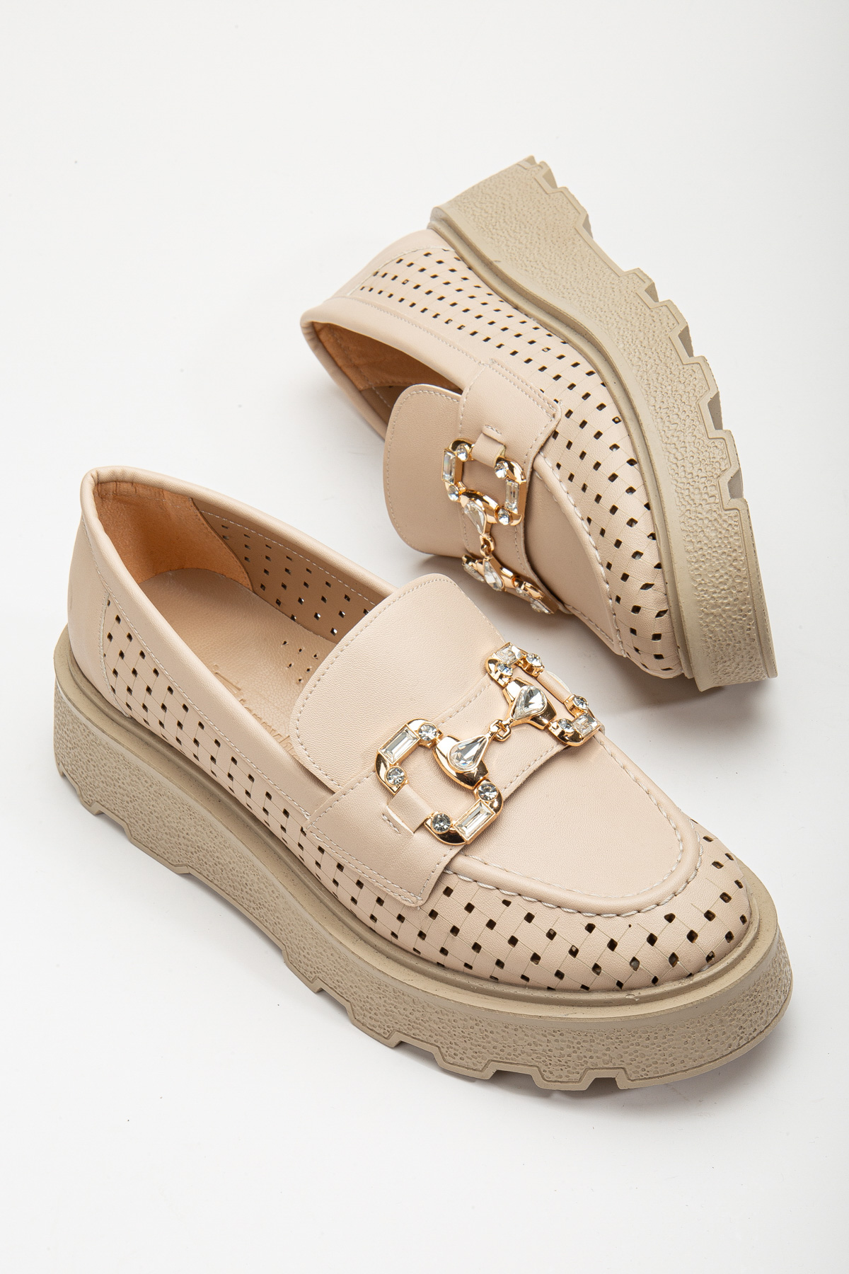 Kadın Ten Kalın Poli Taban Şerit Desenli Önü Taşlı Tokalı Loafer - Görsel 3