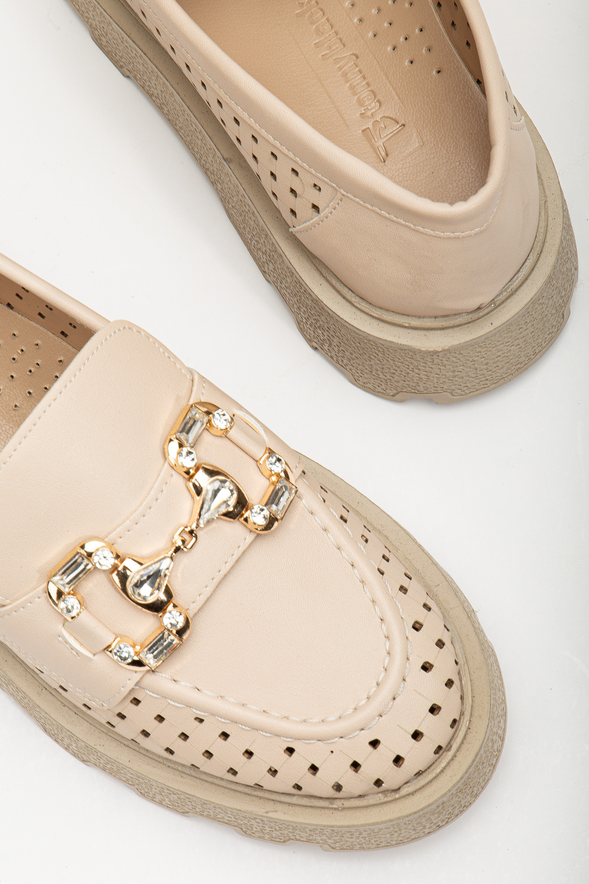 Kadın Ten Kalın Poli Taban Şerit Desenli Önü Taşlı Tokalı Loafer - Görsel 4