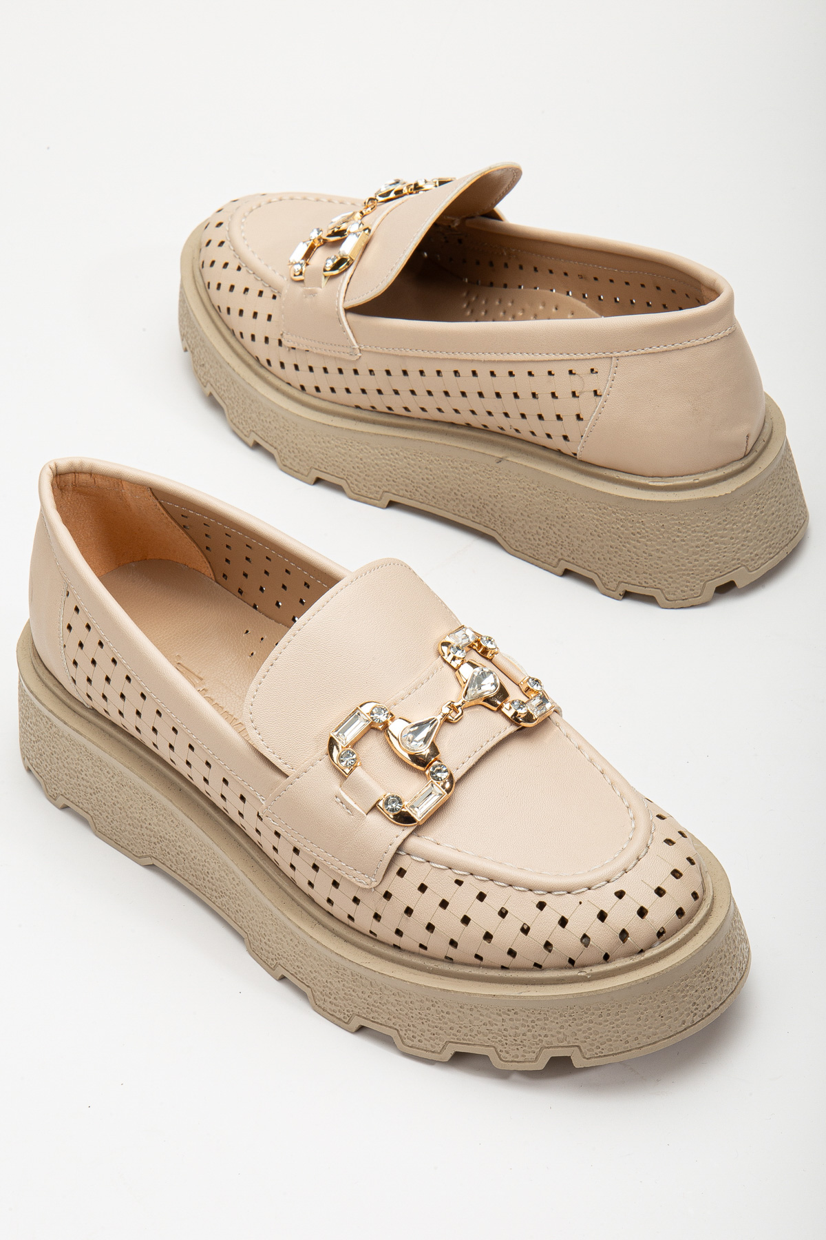 Kadın Ten Kalın Poli Taban Şerit Desenli Önü Taşlı Tokalı Loafer - Görsel 5