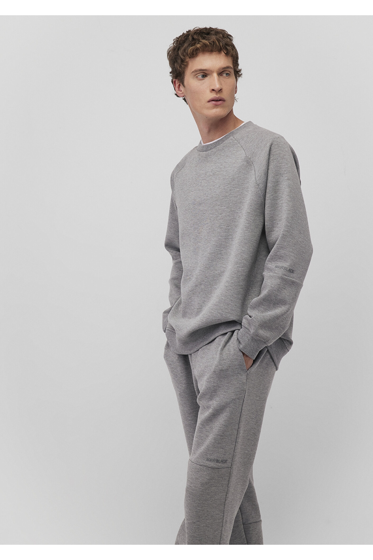 Bisiklet Yaka Gri Basic Sweatshirt