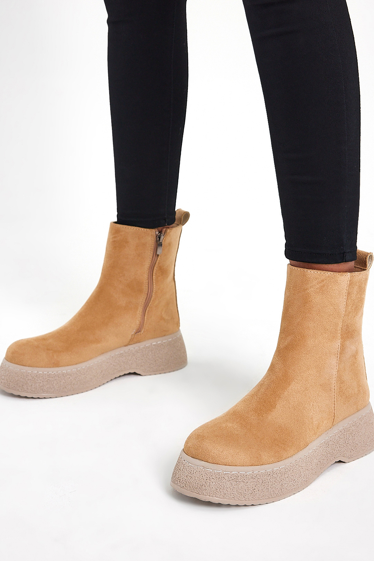 Kadın Nude Süet Yüksek Poli Taban Fermuarlı Süet Bot - Görsel 3