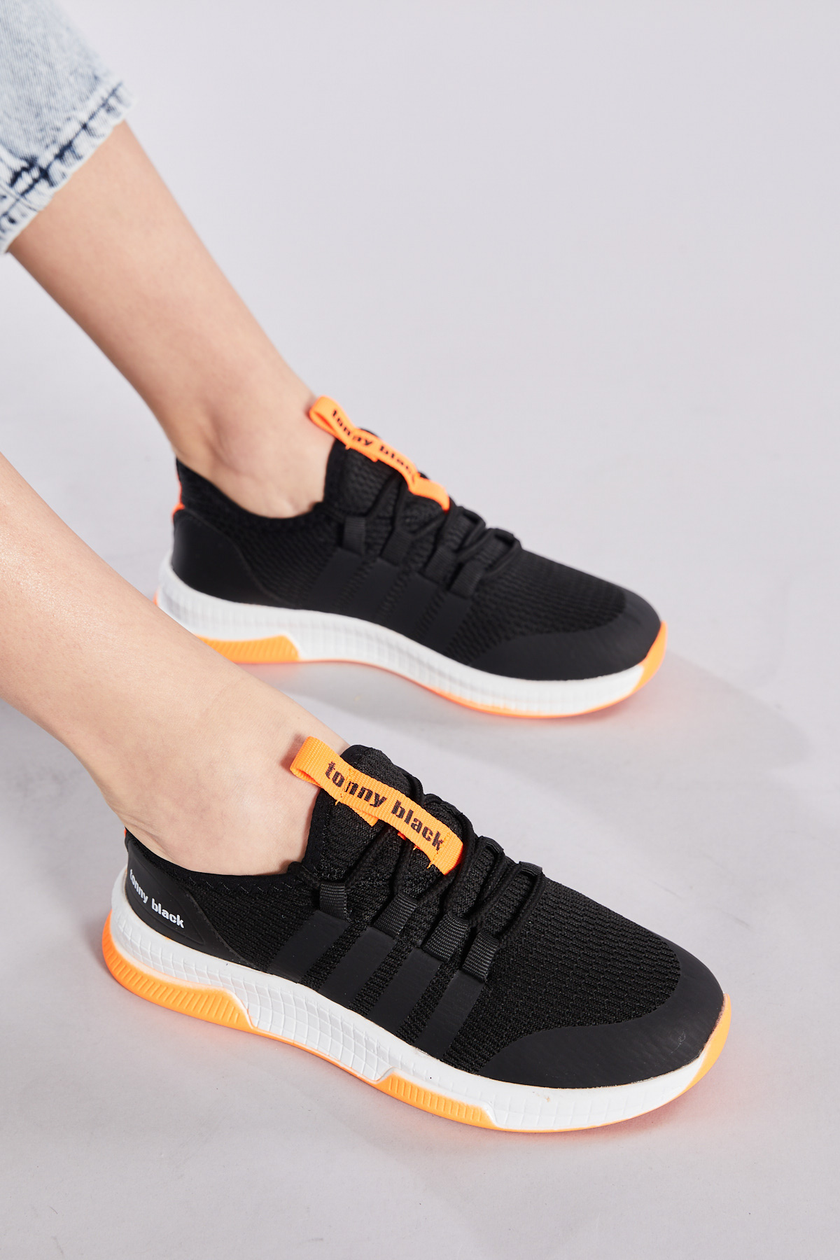 Unisex Siyah Turuncu Rahat Kalıp Şeritli Bağcıklı Spor Ayakkabı - Görsel 6