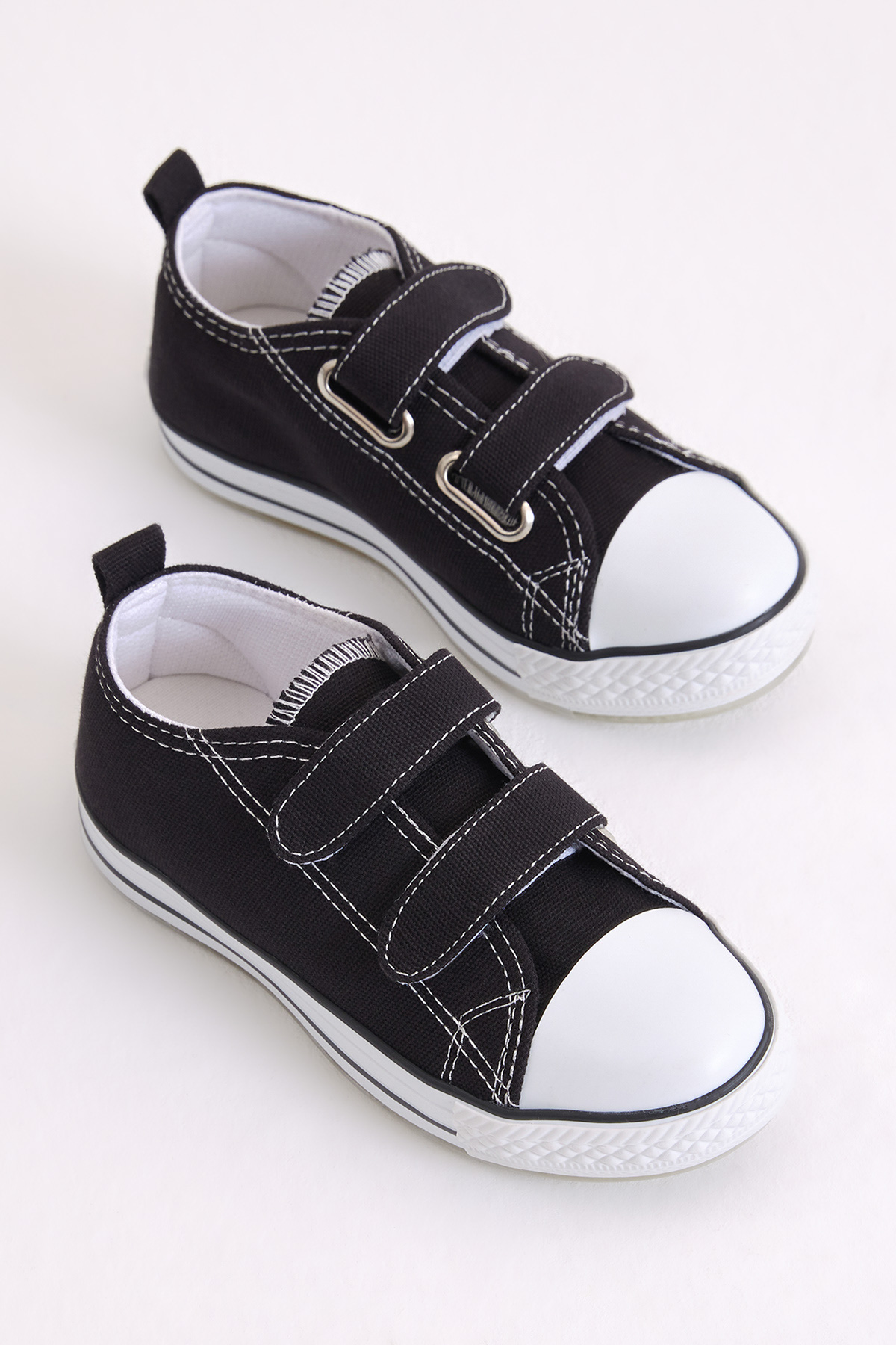 Çocuk Unisex Siyah Rahat Kalıp Işıklı Cırtlı Spor Ayakkabı - Görsel 4