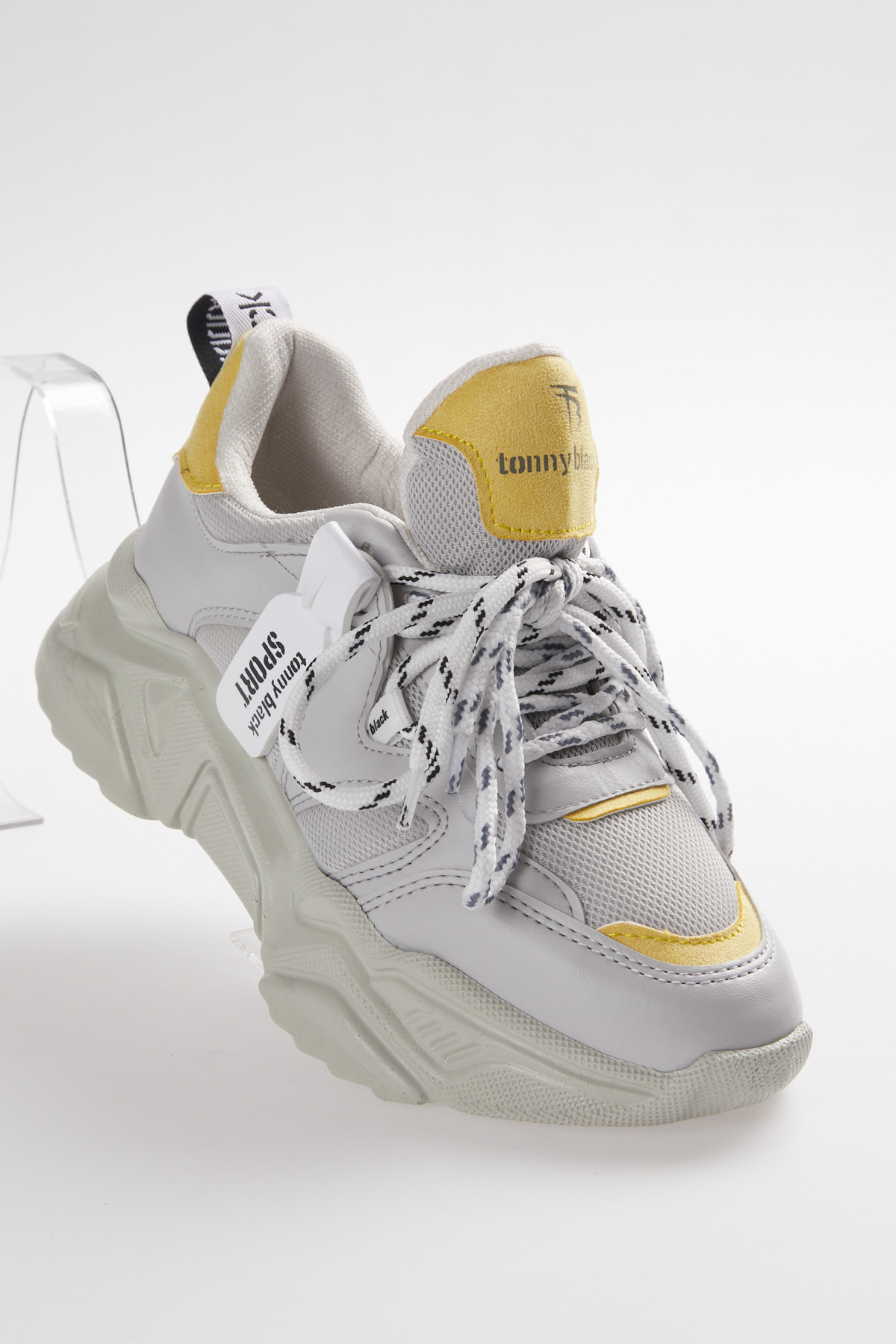 Kadın Gri Rahat Kalıp Yüksek Taban Çift Bağcıklı Spor Ayakkabı - Görsel 2