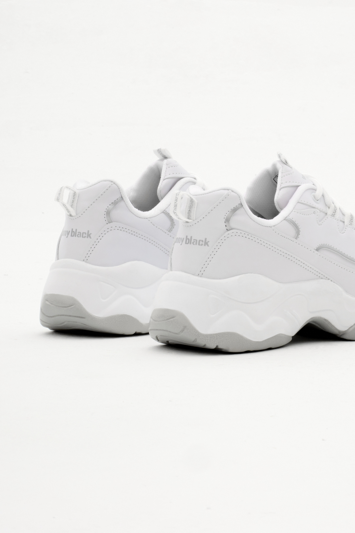 Tonny Black Beyaz Tonny Black Rahat Kalip Kadın Yüksek Taban Bağcıklı Spor Ayakkabı