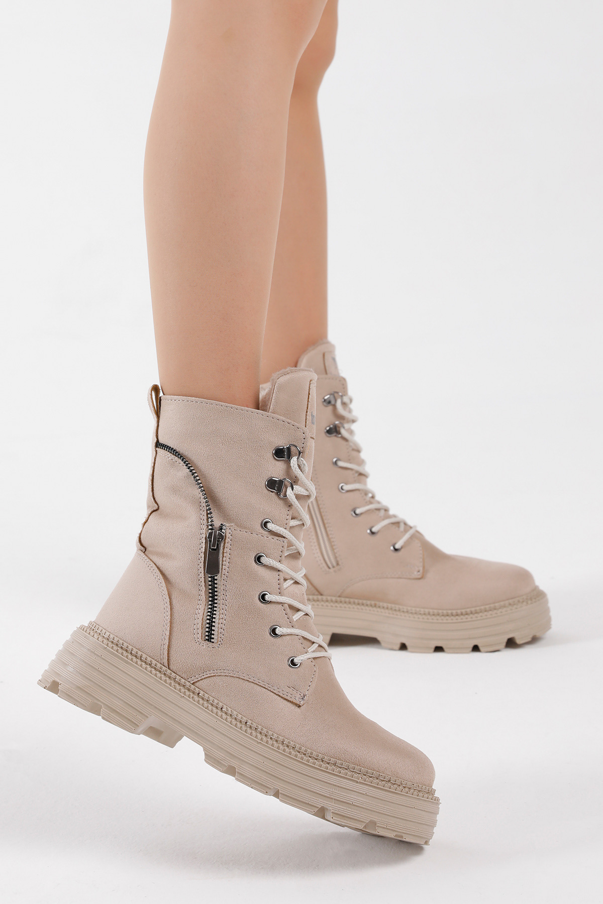 Kadın Krem Süet Poli Taban Fermuar Detaylı Rahat Kalıp Bağcıklı Bot - Görsel 2