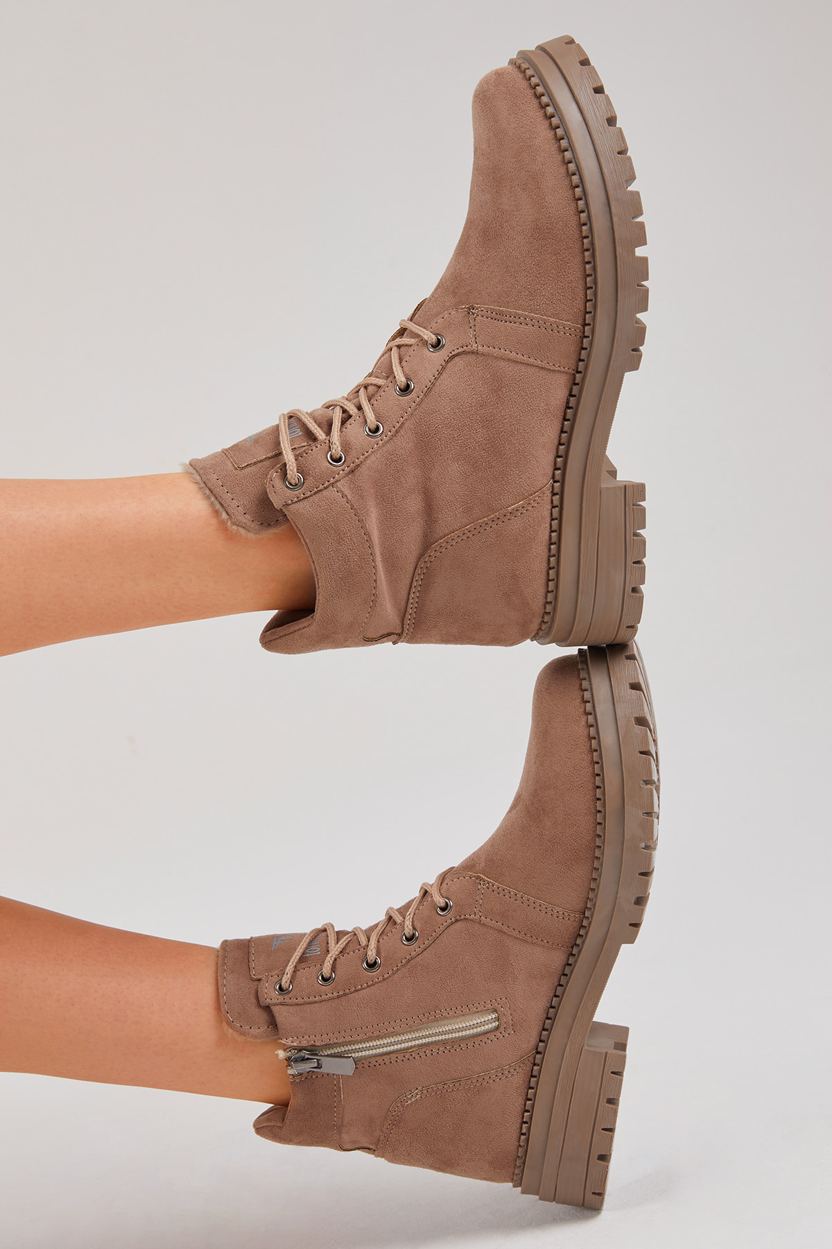 Kadın Vizon Rahat Kalıp Kalın Taban Bağcıklı ve Fermuarlı Bot - Görsel 3