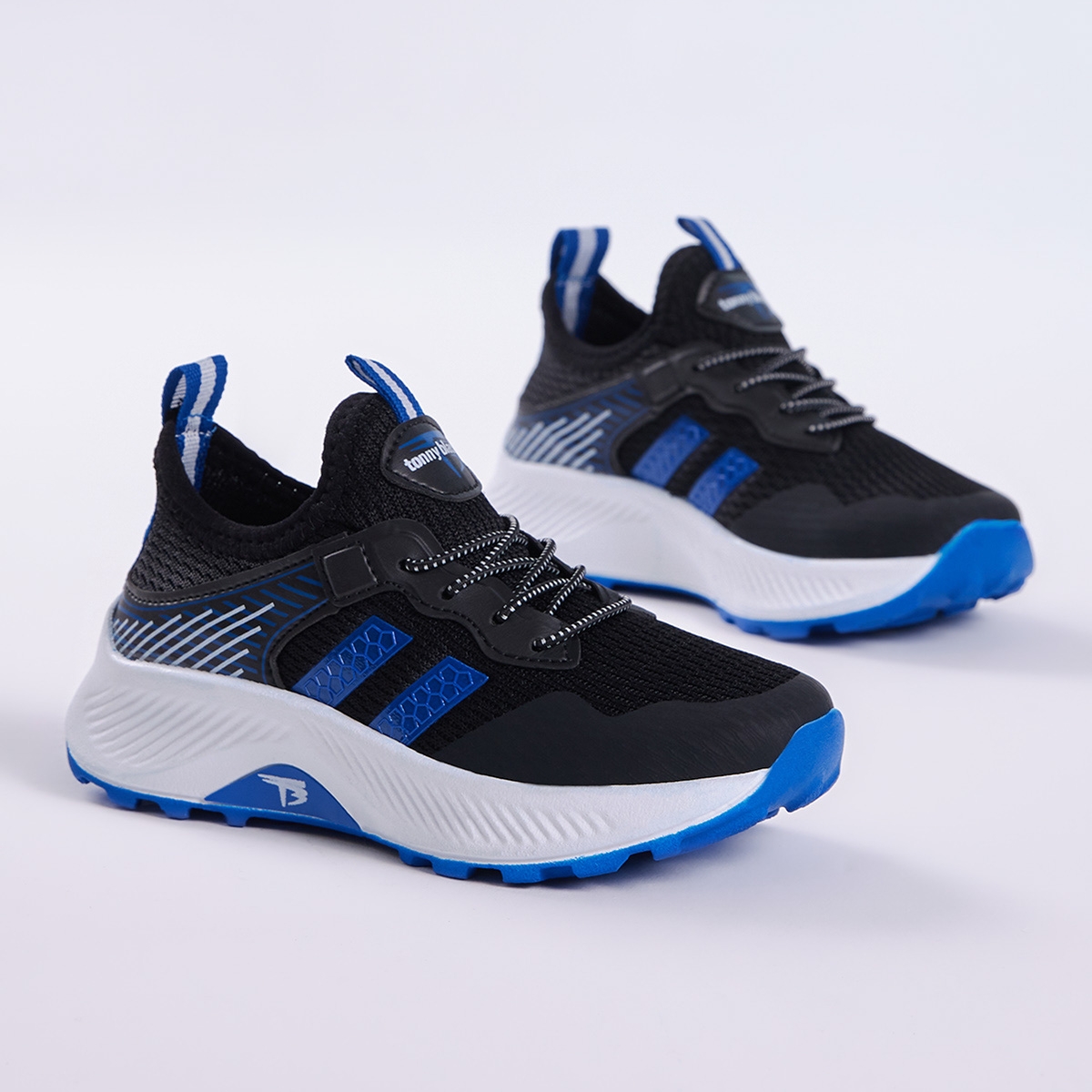 Pablosky Unisex Kindersneaker Sax 062304 - Naturleder, Rutschfeste Sohle