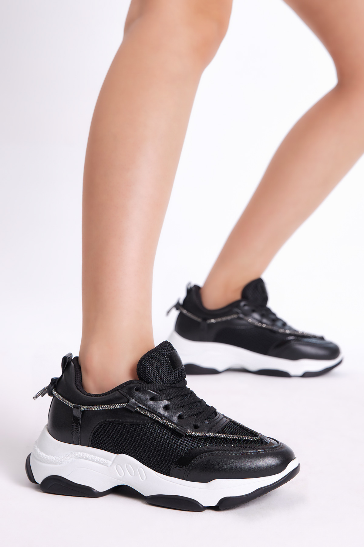 Kadın Siyah Taş Şeritl Bağcıklı Sneaker - Görsel 2