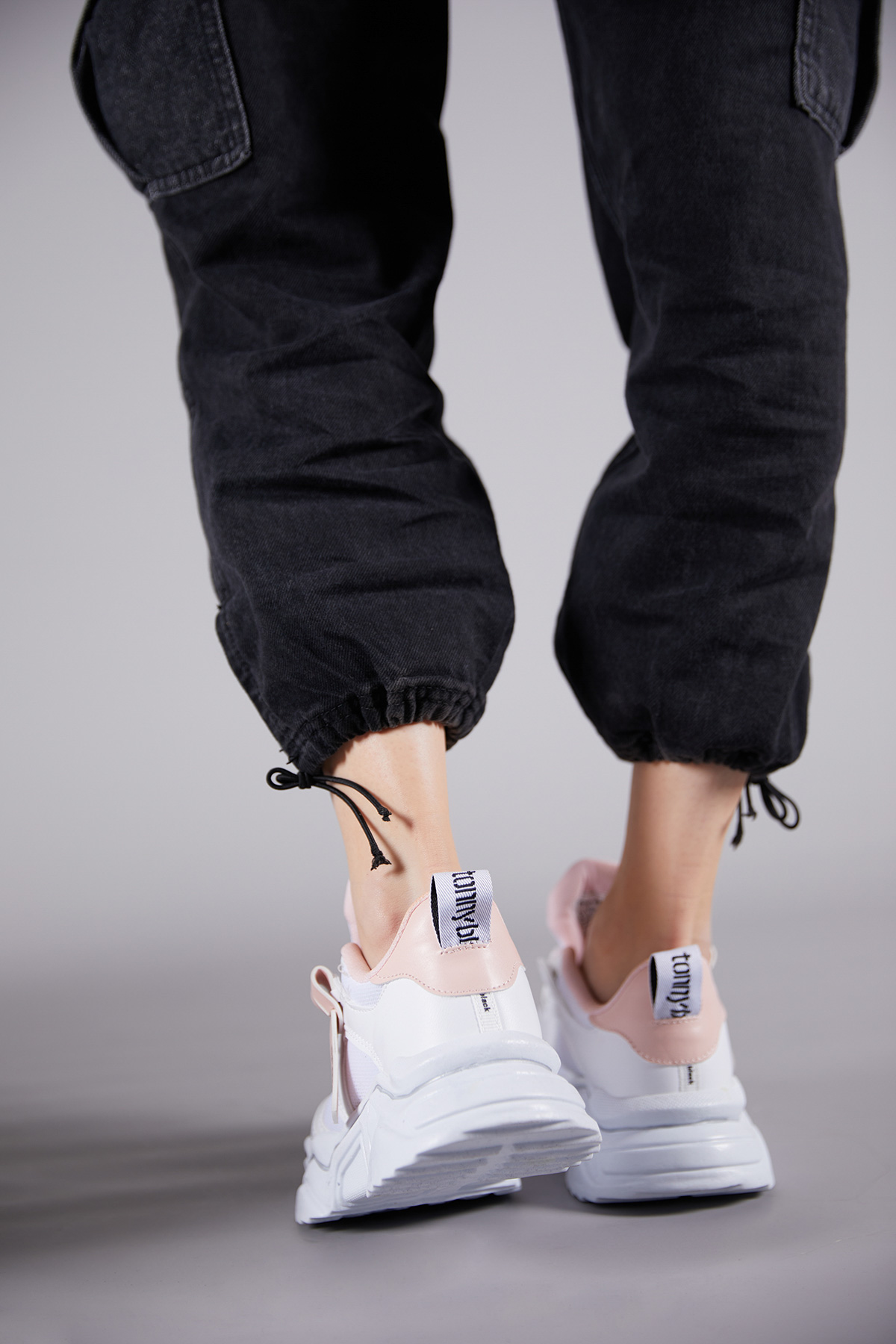 Kadın Beyaz Pembe Rahat Kalıp Yüksek Taban Çift Bağcıklı Spor Ayakkabı - Görsel 7