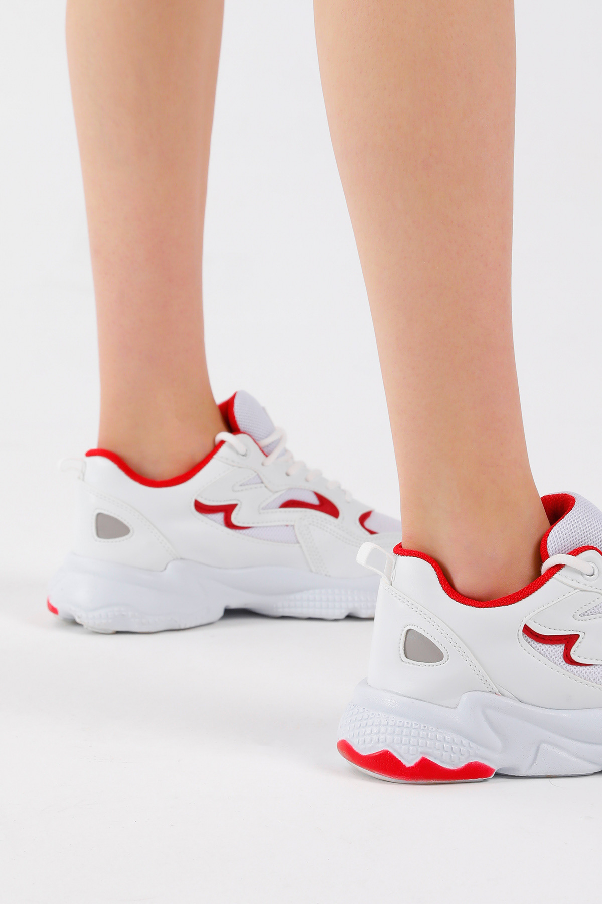 Unisex Beyaz Kırmızı Rahat Kalıp Yüksek Taban Bağcıklı Spor Ayakkabı - Görsel 5