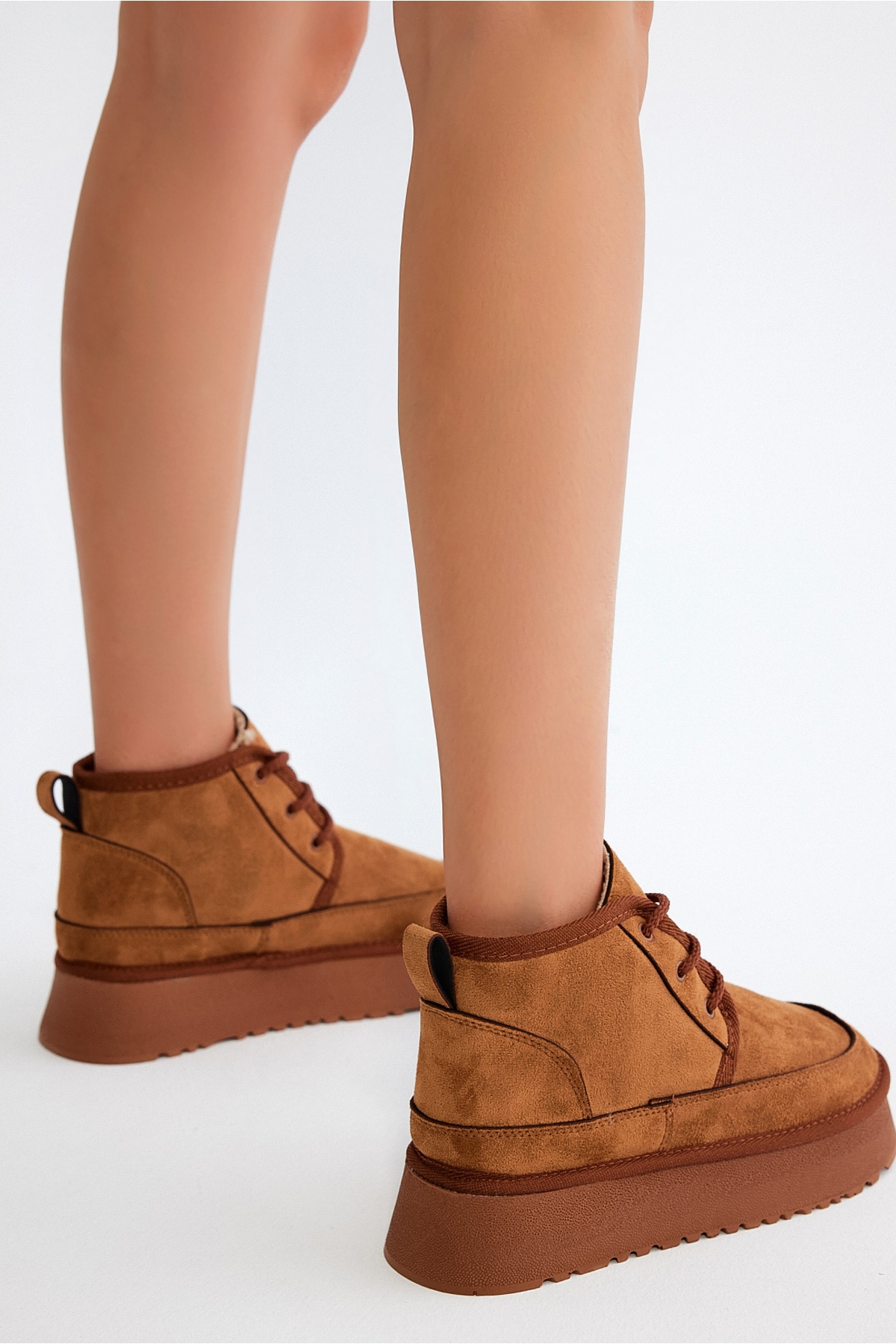 Kadın Taba Süet Rahat Kalıp Bağcıklı Kürklü Süet Bot - Görsel 3