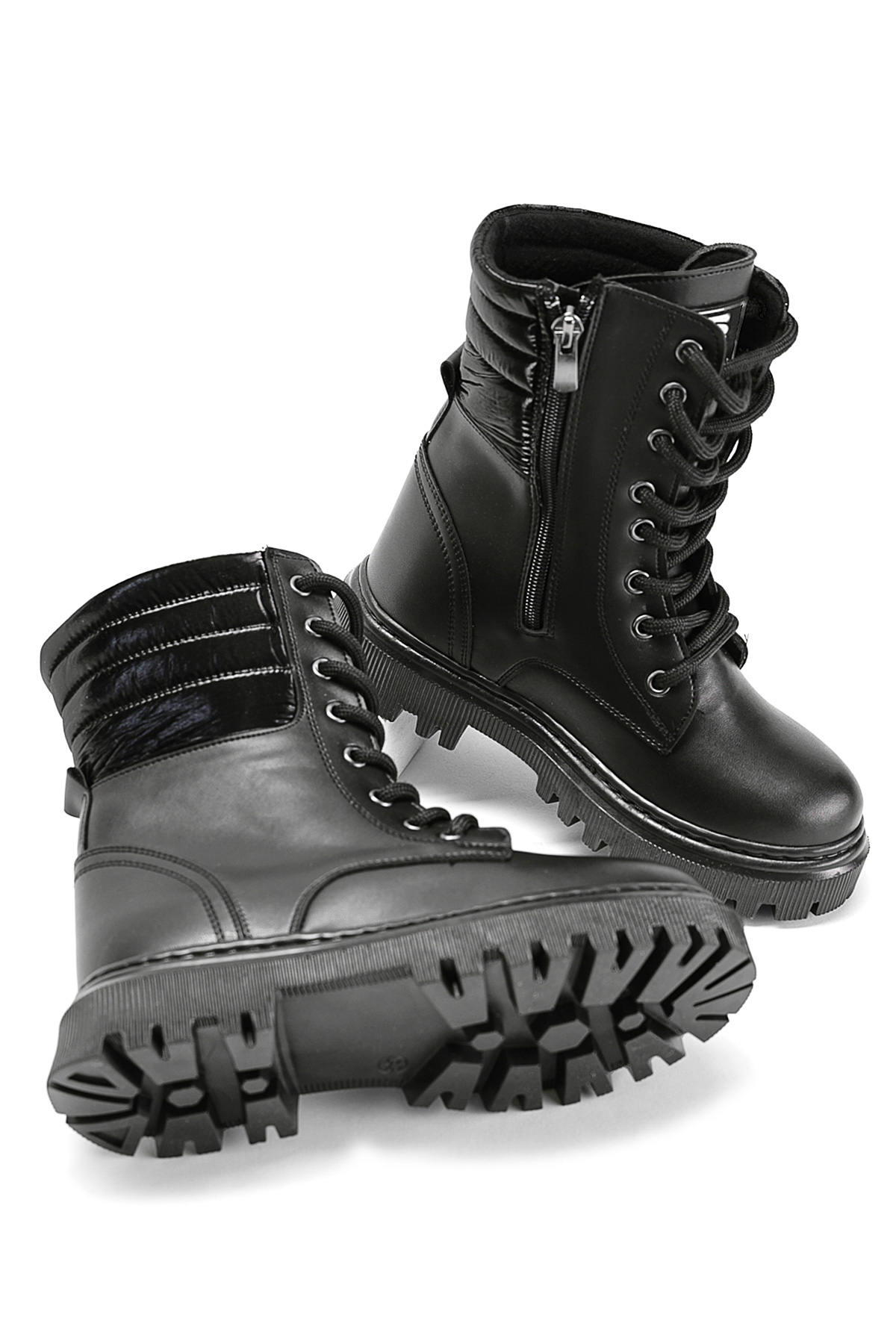 Kız Çocuk Siyah Cilt Termo Taban Yanı Kapitone Desenli Bağcıklı ve Fermuarlı Bot - Görsel 4