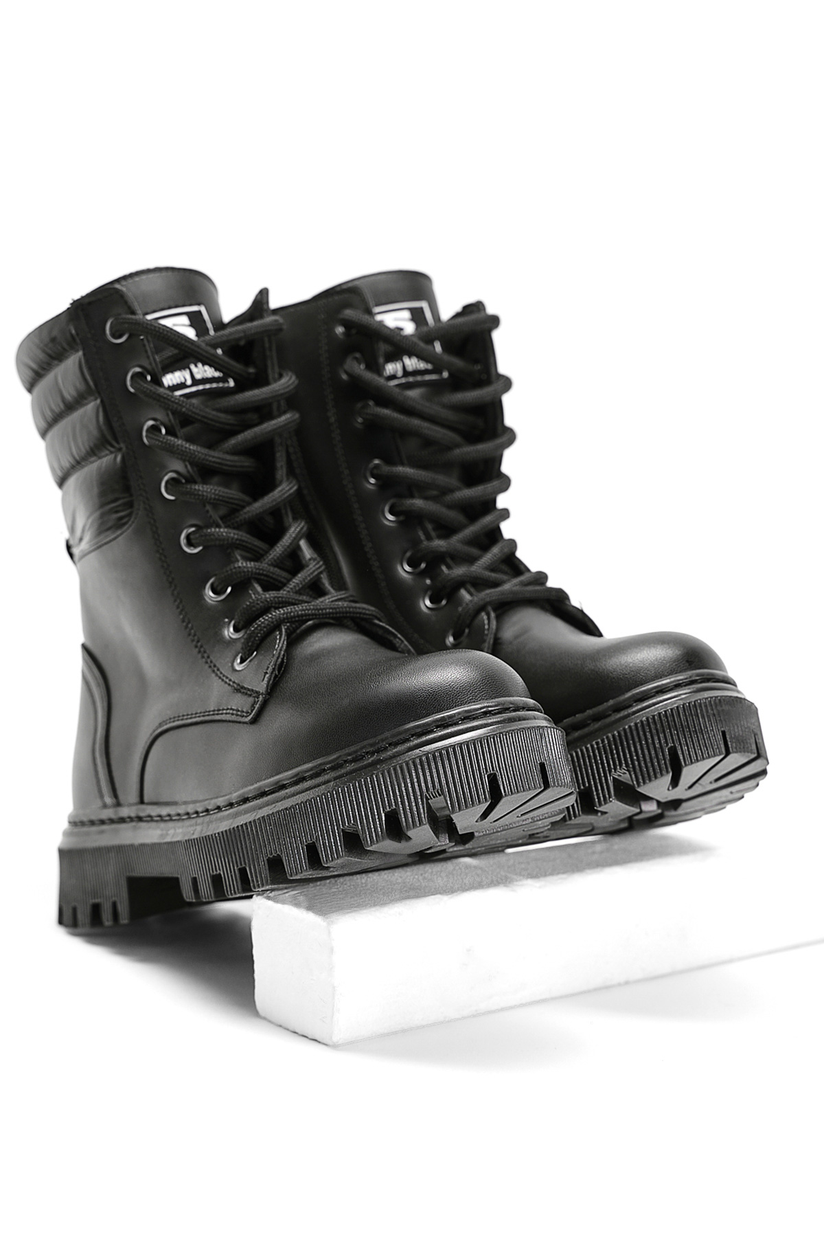 Kız Çocuk Siyah Cilt Termo Taban Yanı Kapitone Desenli Bağcıklı ve Fermuarlı Bot - Görsel 5