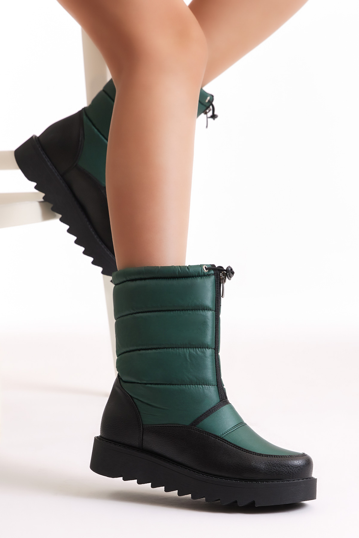 Kadın Petrol Yeşili Rahat Kalıp Önü Fermuarlı ve Lastikli İçi Kürklü Kar Botu - Görsel 3