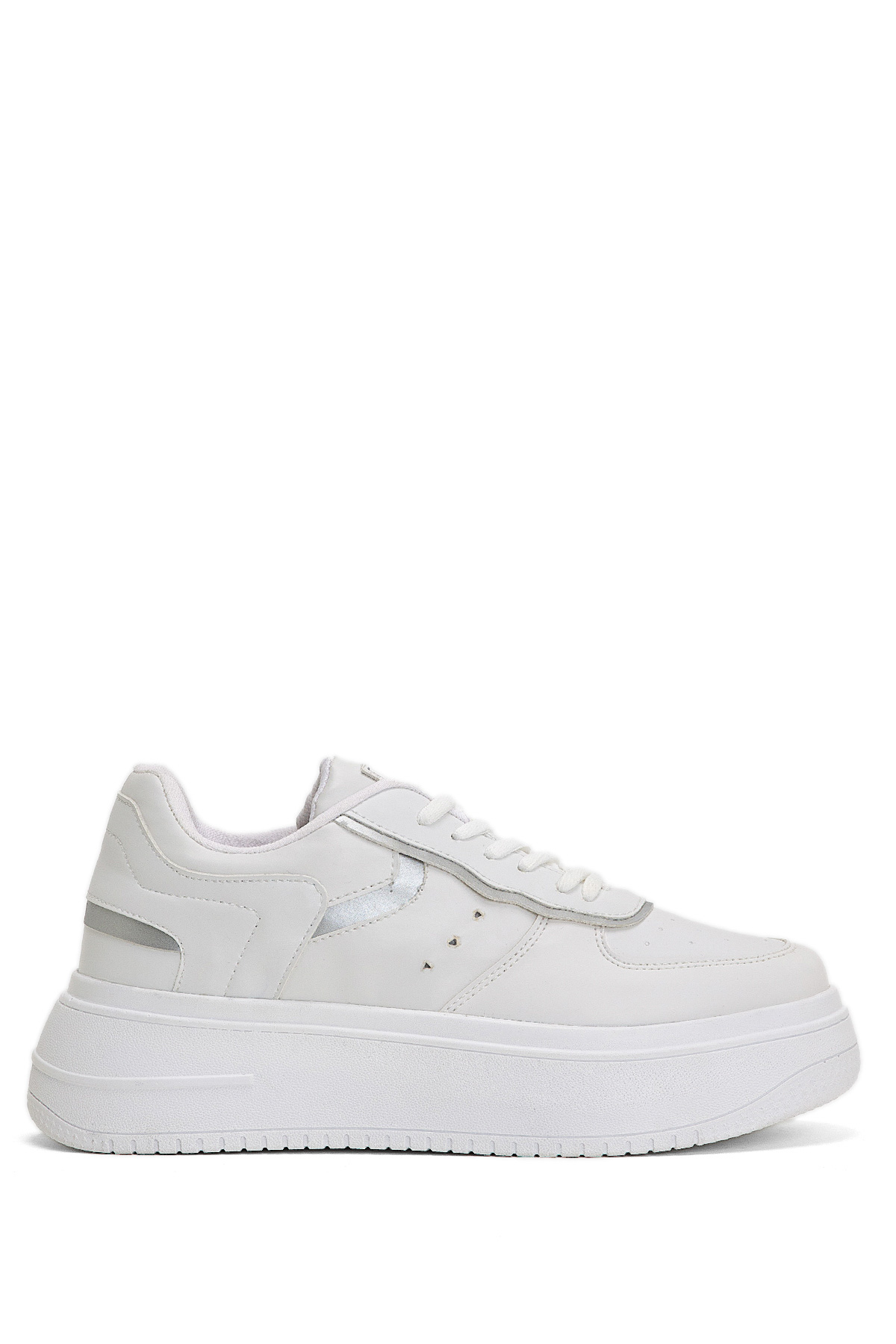 Kadın Beyaz Rahat Kalıp Yüksek Taban Bağcıklı Spor Ayakkabı - Görsel 3