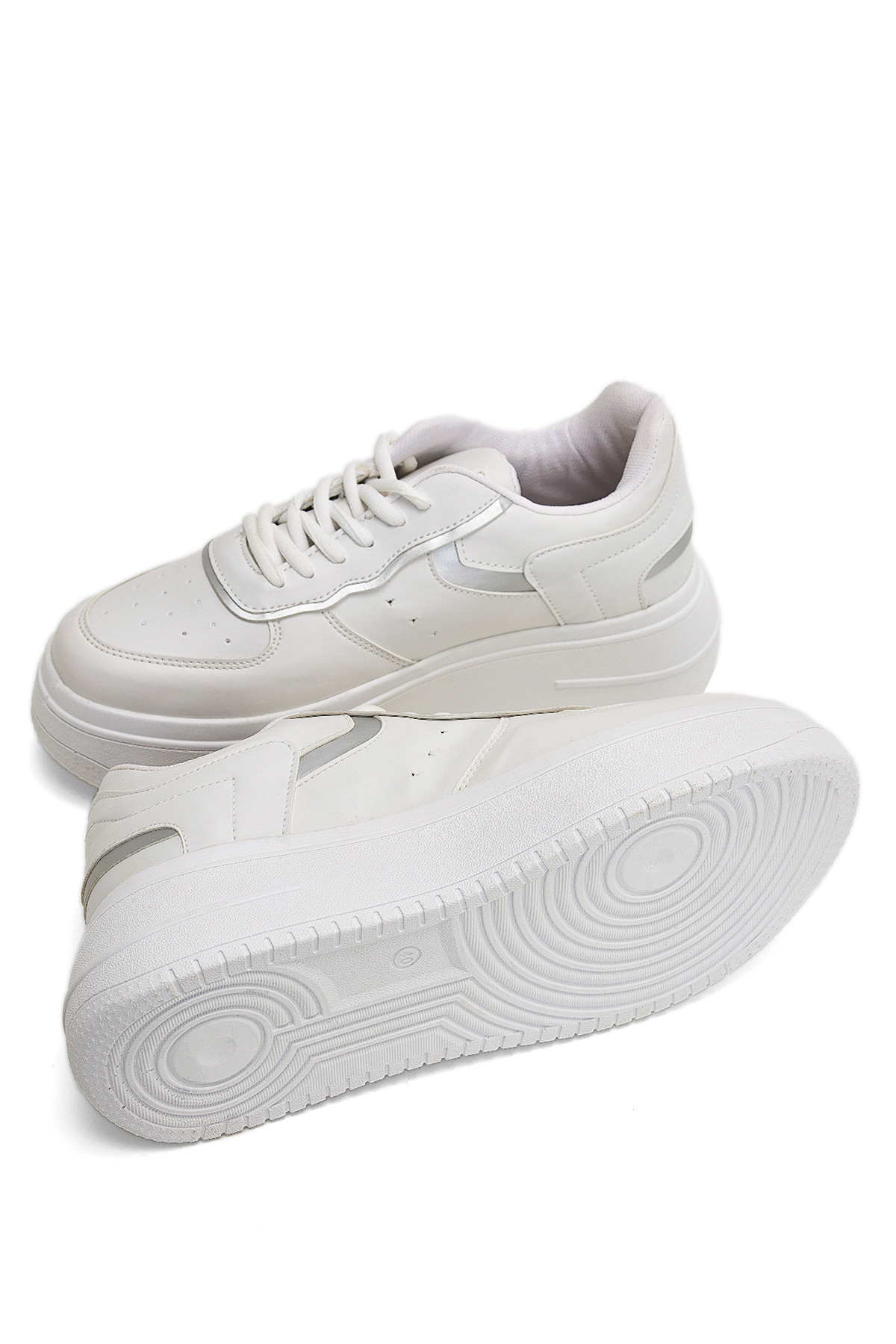 Kadın Beyaz Rahat Kalıp Yüksek Taban Bağcıklı Spor Ayakkabı - Görsel 5