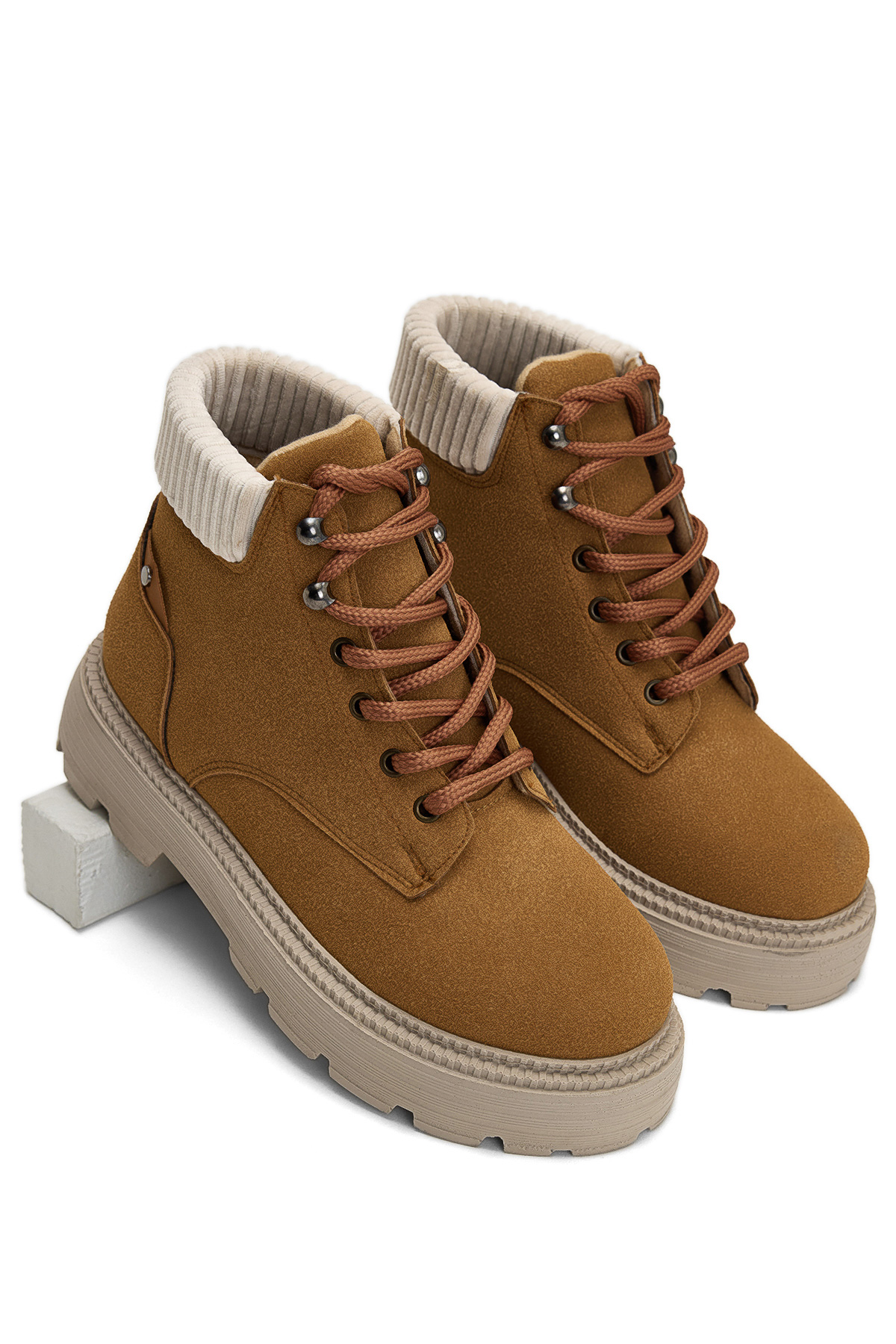 Kadın Taba Süet Kalın Poli Taban Bileği Lastikli Bağcıklı Bot - Görsel 3