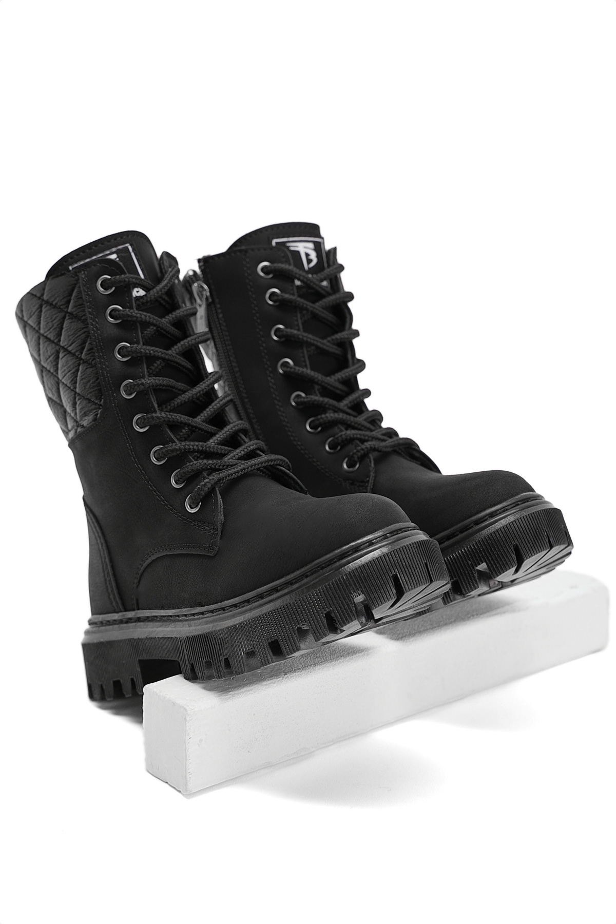 Kız Çocuk Siyah Termo Taban Kapitone Detaylı Bağcıklı ve Fermuarlı Uzun Bot - Görsel 5