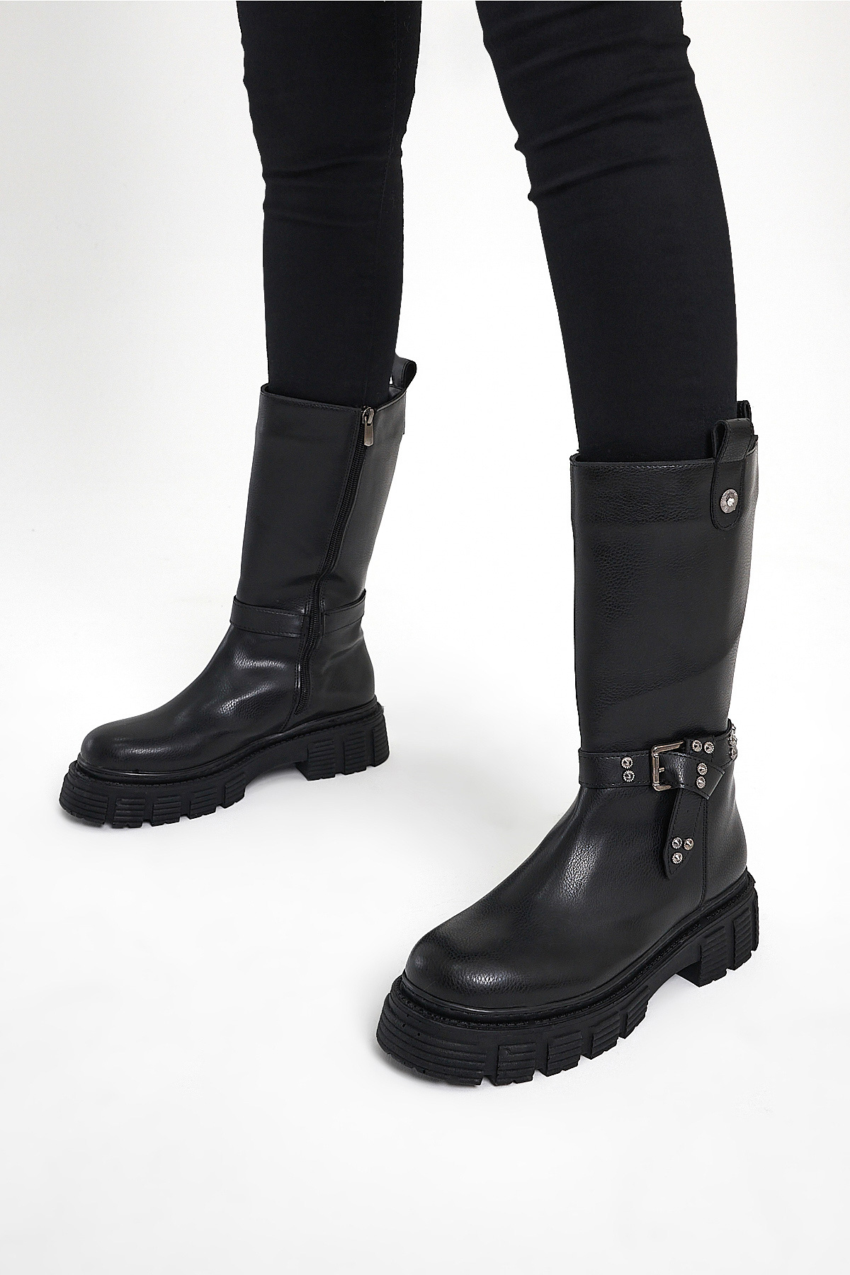 Kadın Siyah Cilt Rahat Kalıp Yüksek Taban Tokalı Fermuarlı Çizme - Görsel 3