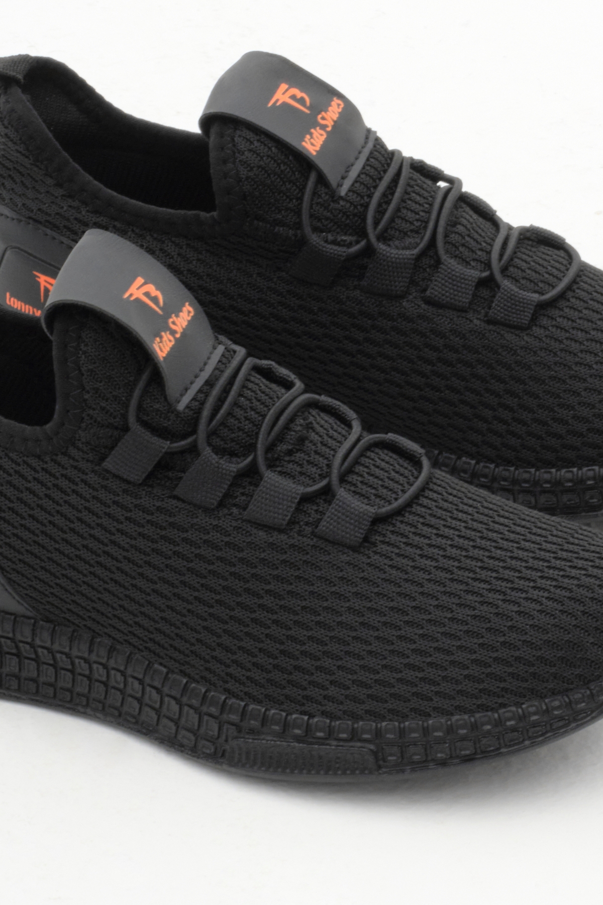 Çocuk Unisex Siyah Rahat Kalıp Lastik Bağcıklı Spor Ayakkabı - Görsel 4