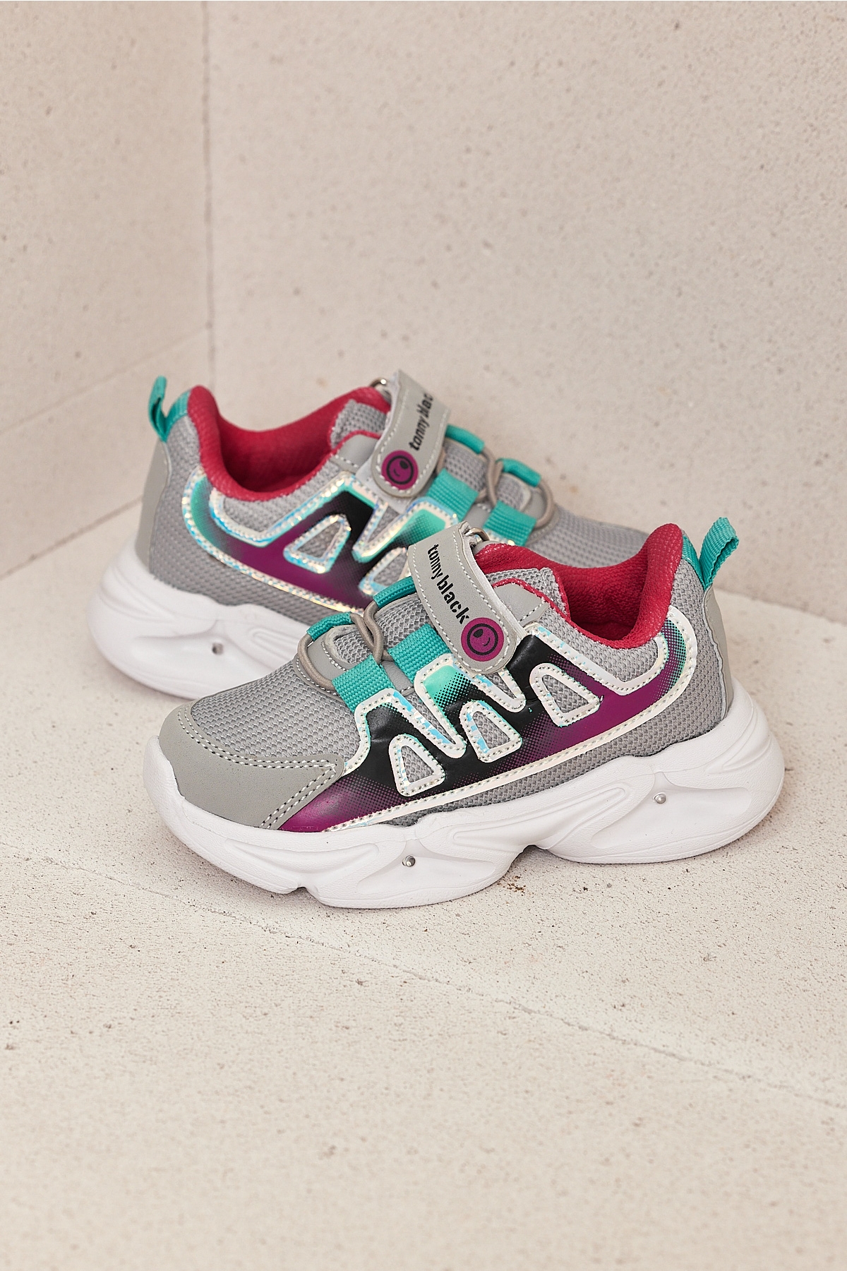 Çocuk Unisex Buz Fuşya Rahat Kalıp Işıklı Cırtlı Ayakkabı - Görsel 4