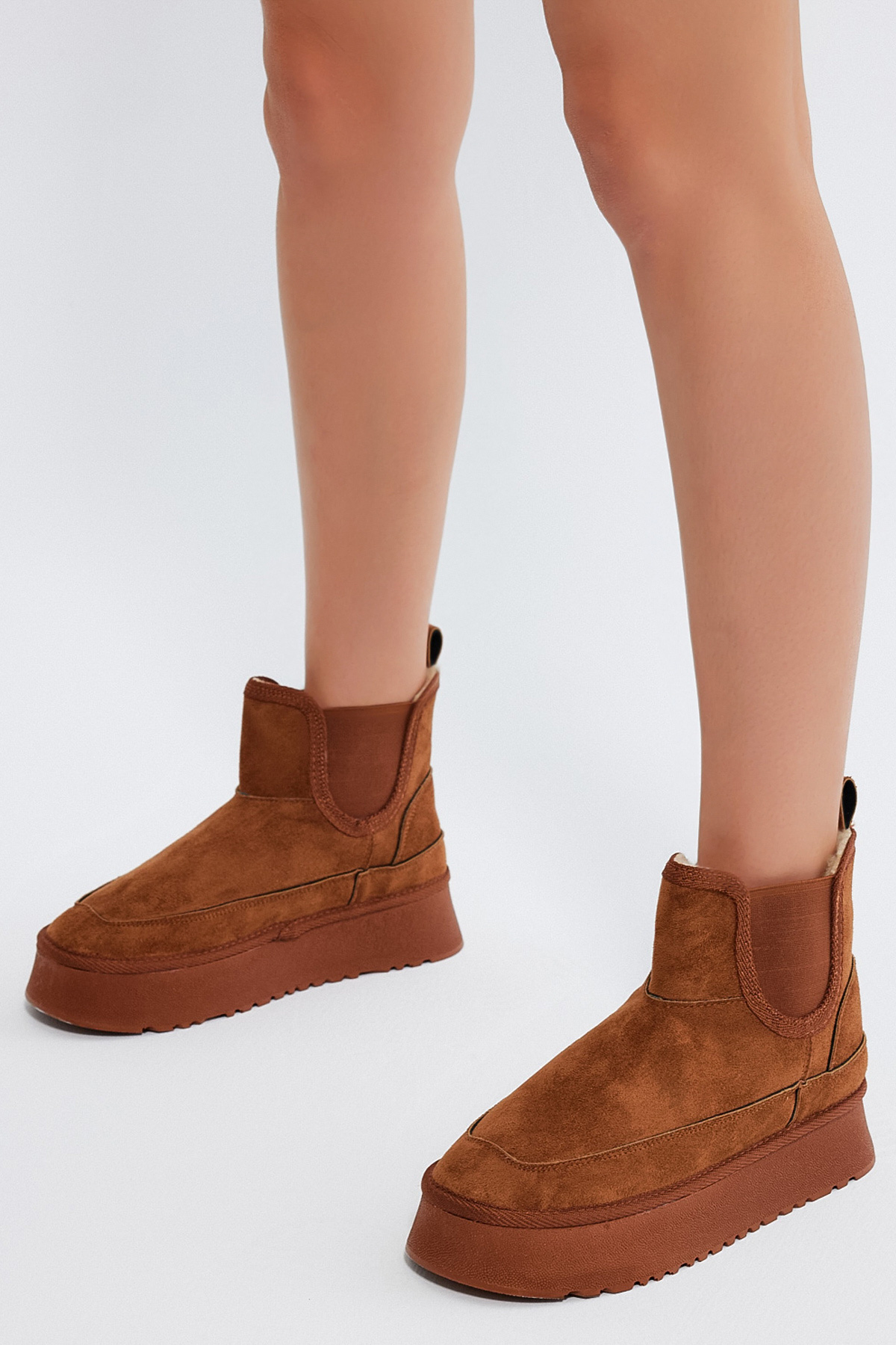 Kadın Taba Süet Rahat Kalıp Lastikli Kürklü Süet Bot - Görsel 3
