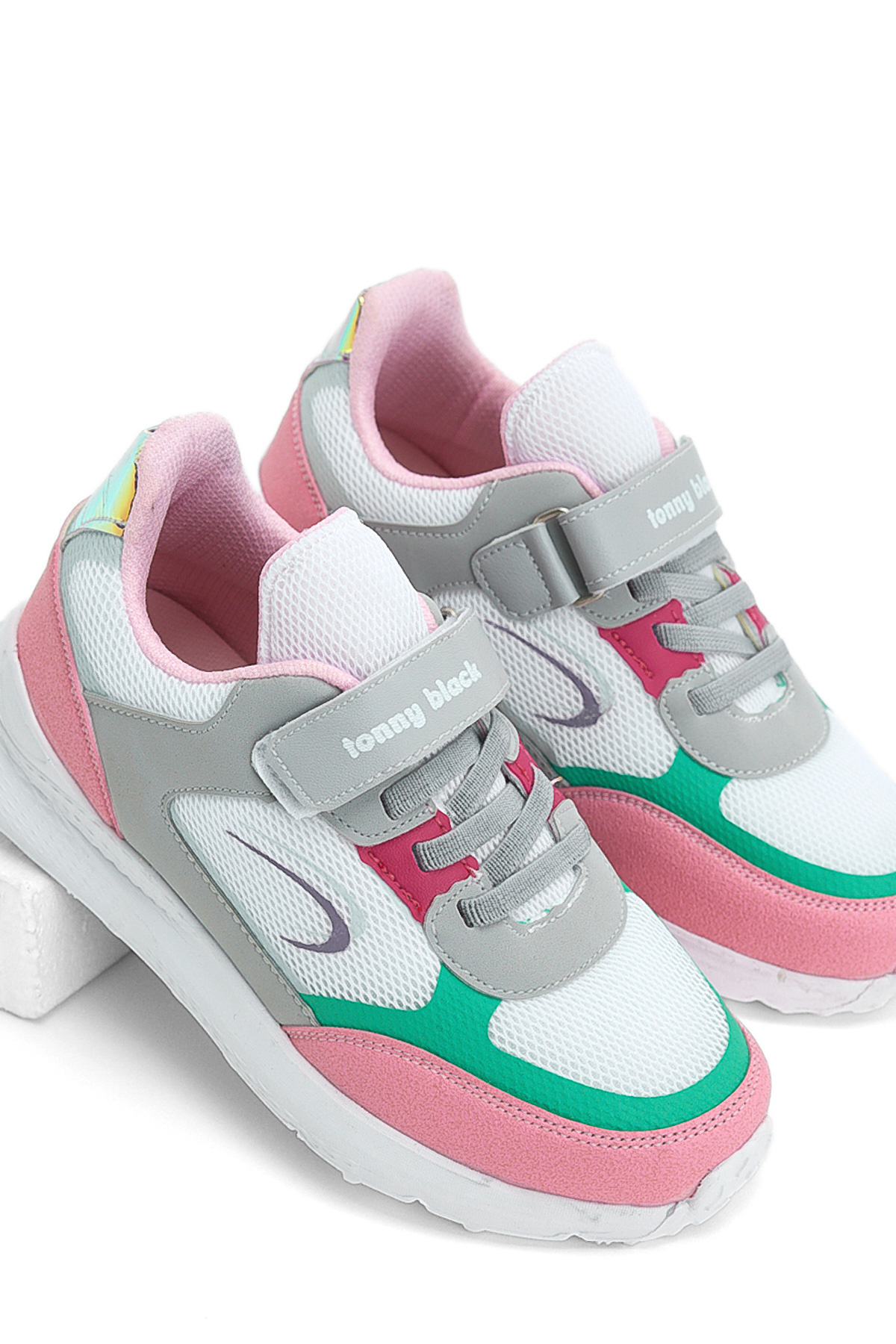 Çocuk Unisex Şeker Beyaz Faylon Taban Cırtlı Çocuk Ayakkabı - Görsel 3