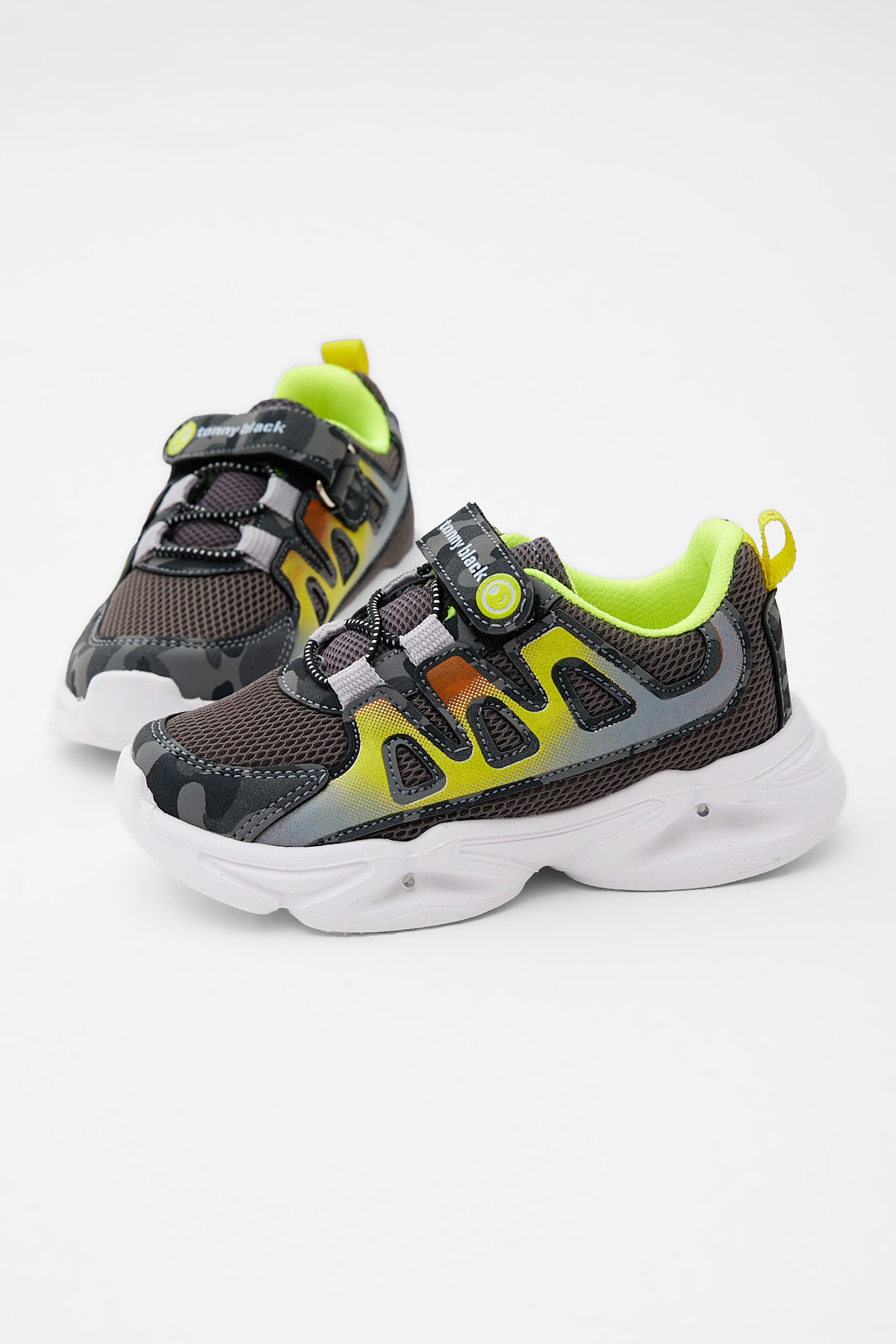 Çocuk Unisex Füme Kamuflaj Rahat Kalıp Işıklı Cırtlı Ayakkabı - Görsel 2