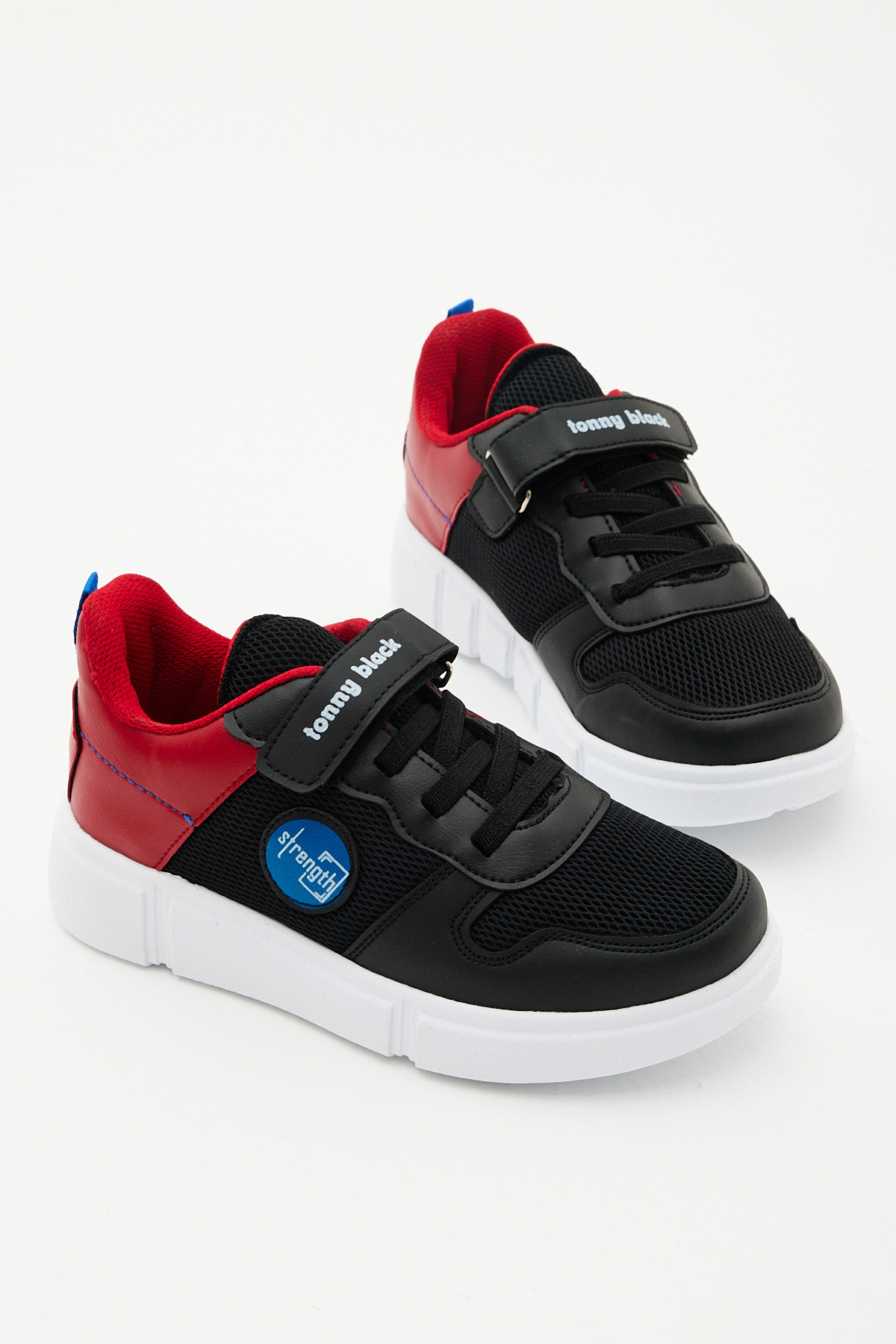 Çocuk Unisex Siyah Kırmızı Rahat Kalıp Cırtlı Ayakkabı - Görsel 2