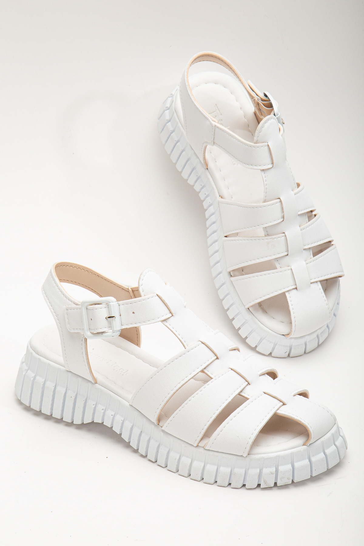 Kadın Beyaz Kalın Poli Taban Bilekten Bağlamalı Üç Bantlı Sandalet - Görsel 3