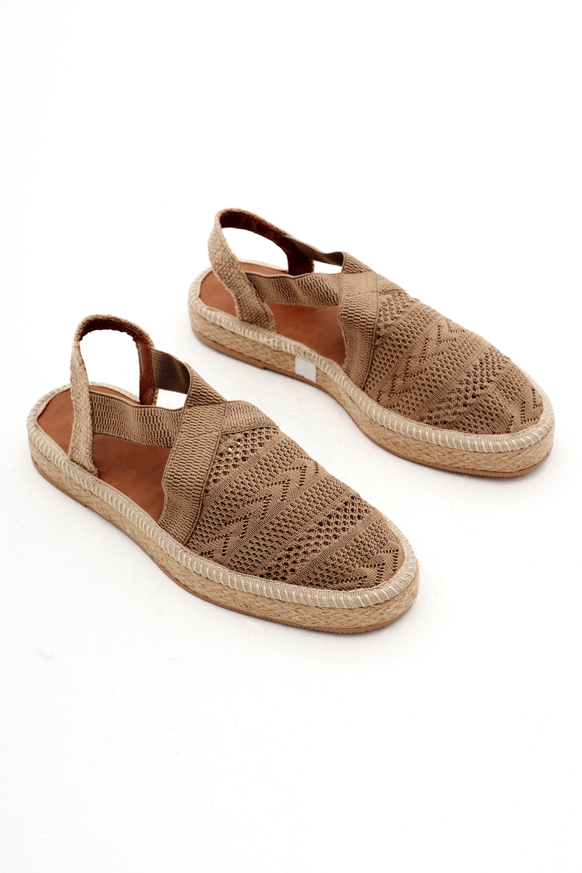 Kadın Kahve Önü Kapalı Çapraz Şeritli Hasır Hasır Triko Sandalet - Görsel 2