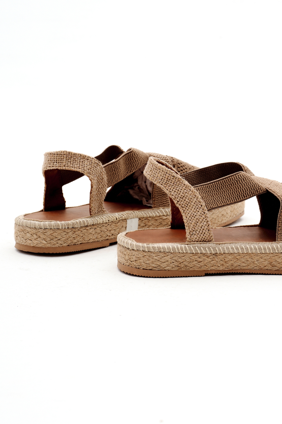 Kadın Kahve Önü Kapalı Çapraz Şeritli Hasır Hasır Triko Sandalet - Görsel 4