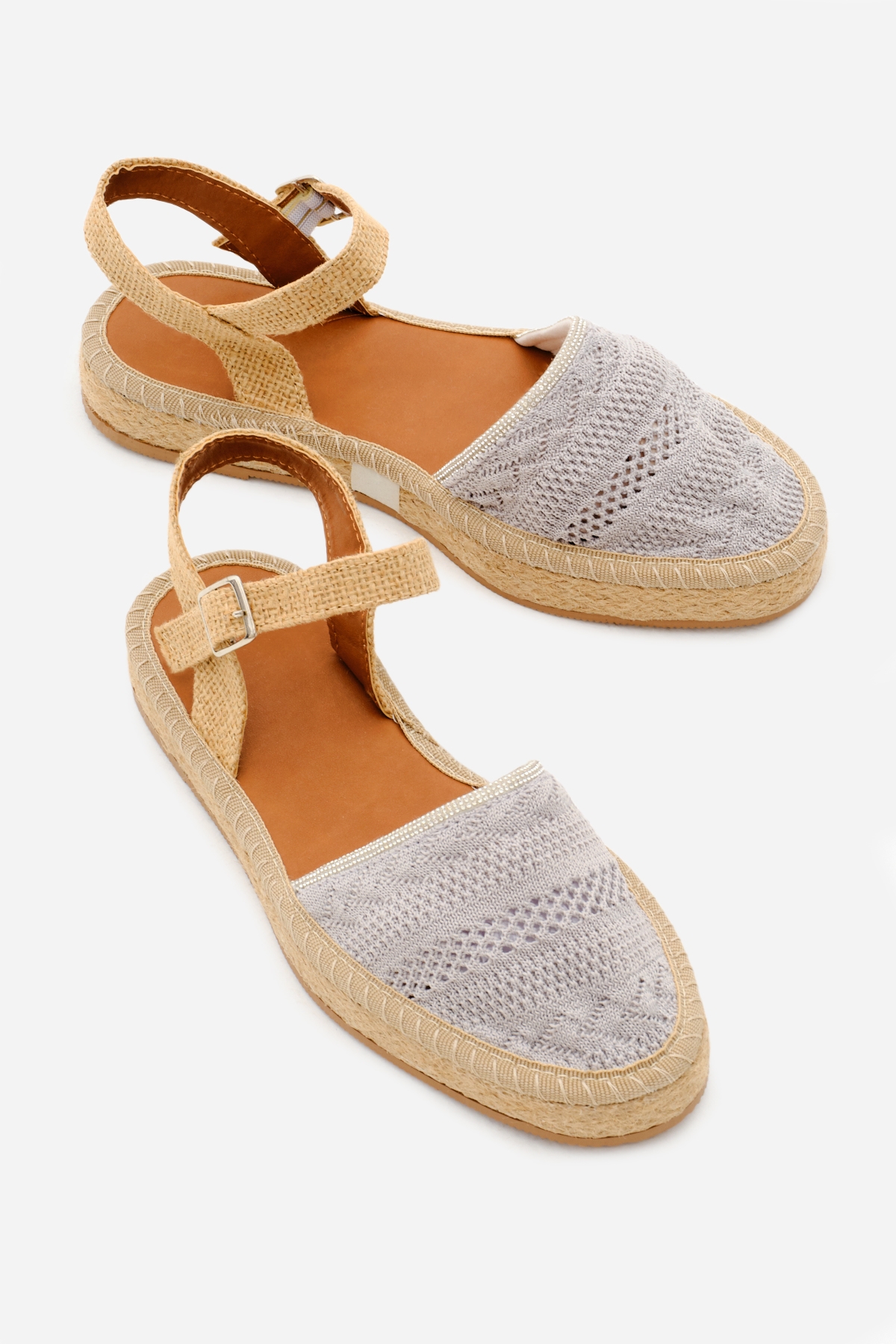 Kadın Gri Önü Kapalı Bilekten Bağlamaı Hasır Triko Sandalet - Görsel 4